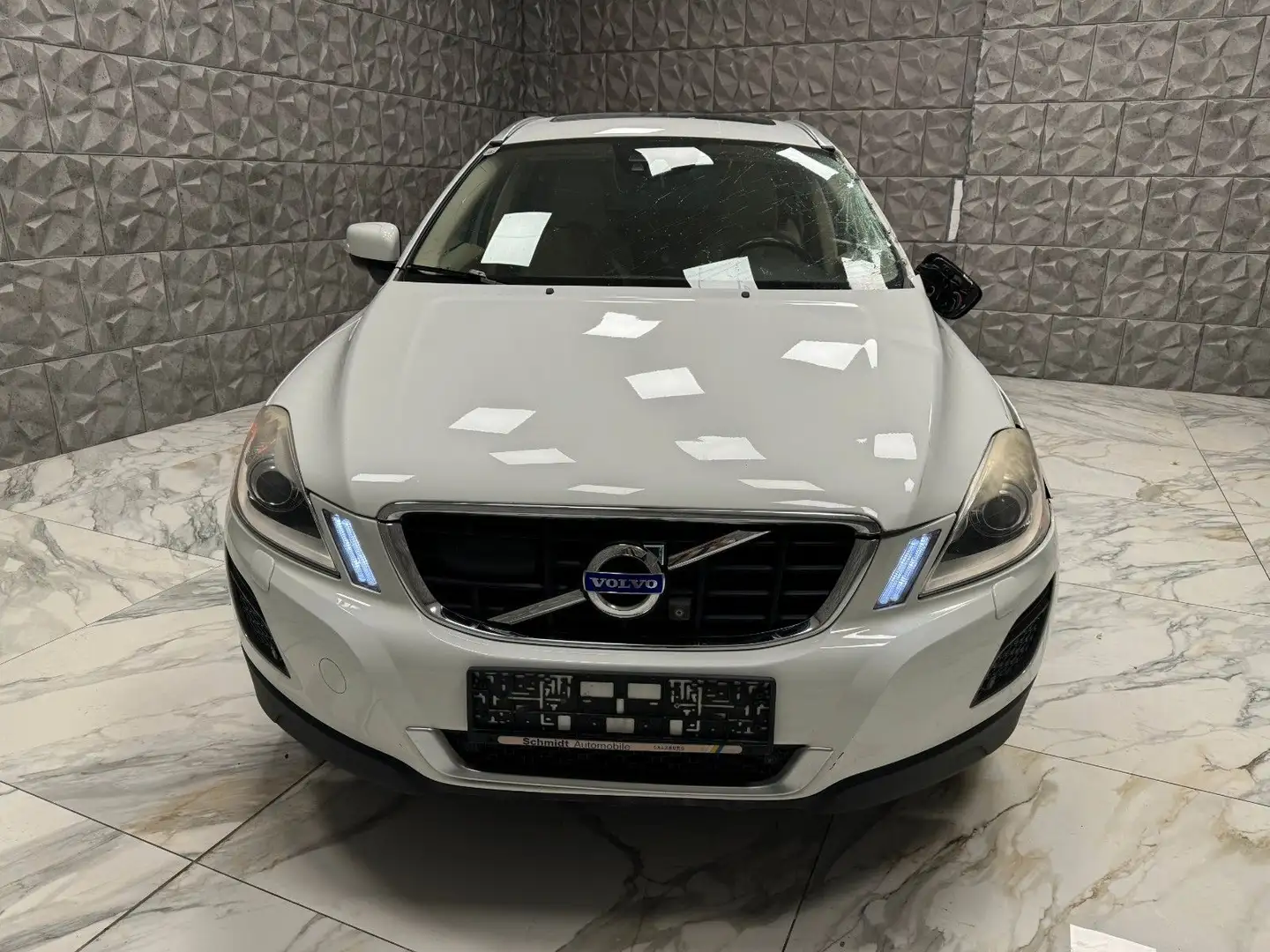 Volvo XC60 Summum AWD*Voll Fahrbereit*171.925km*VOLLLL Weiß - 2