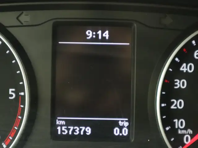 Volkswagen Transporter view 27