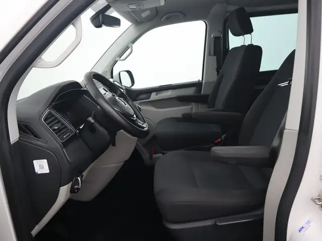 Volkswagen Transporter view 20