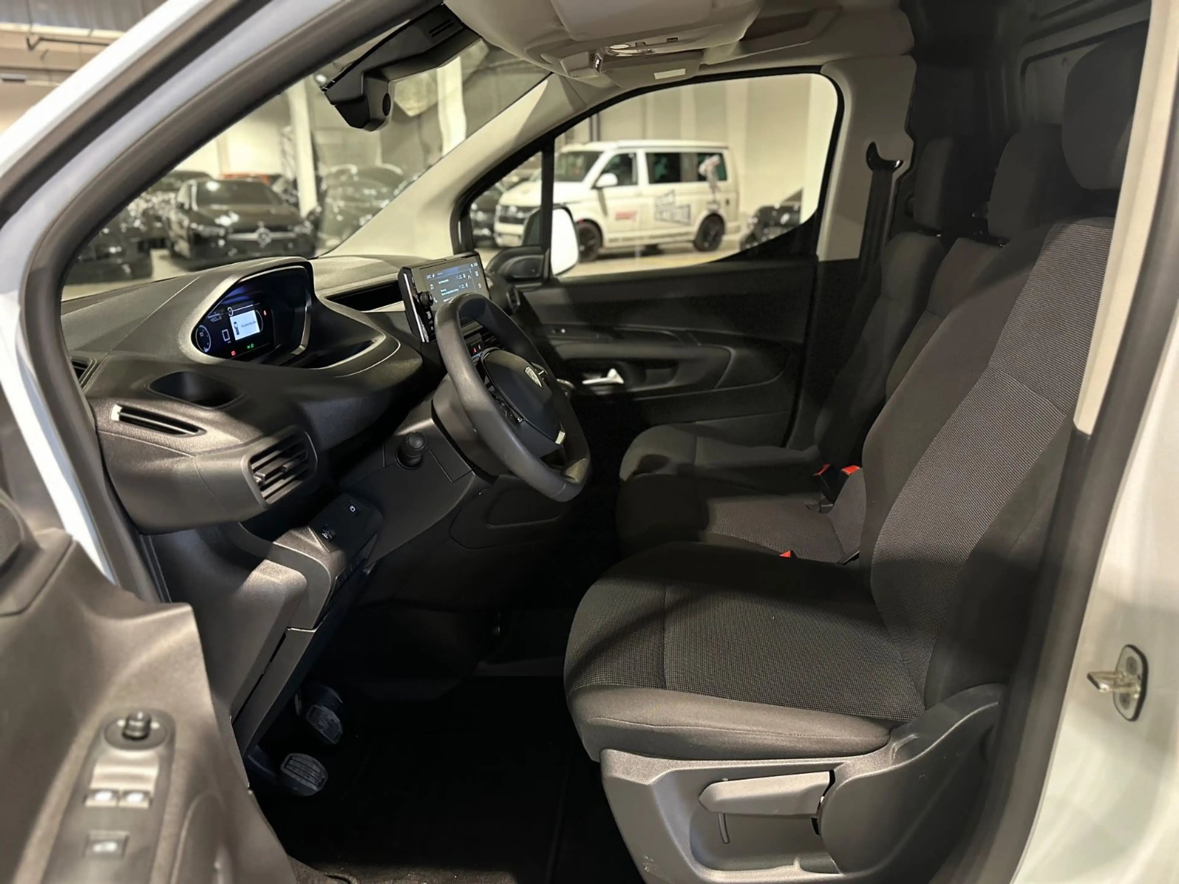Peugeot Partner L1H1/M *Carplay,Klima,Kam.,Tempo* — photo 11
