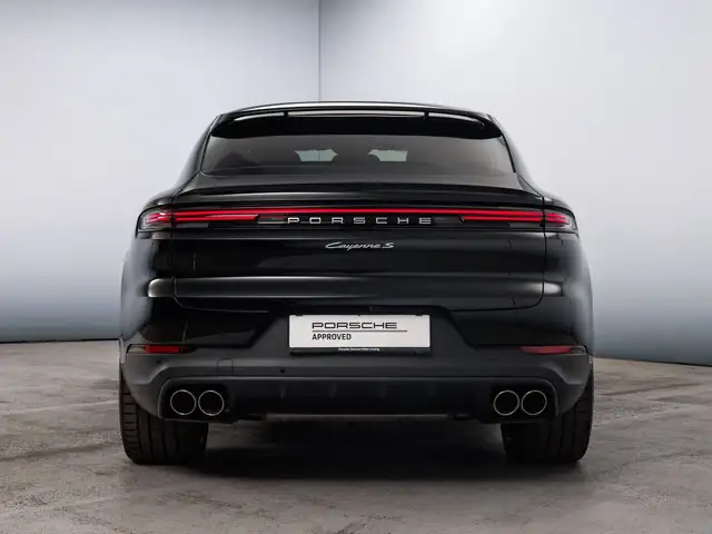 Porsche Cayenne view 10