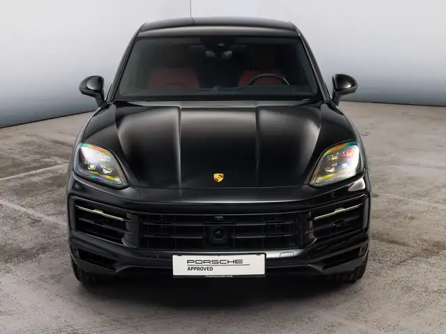 Porsche Cayenne view 5