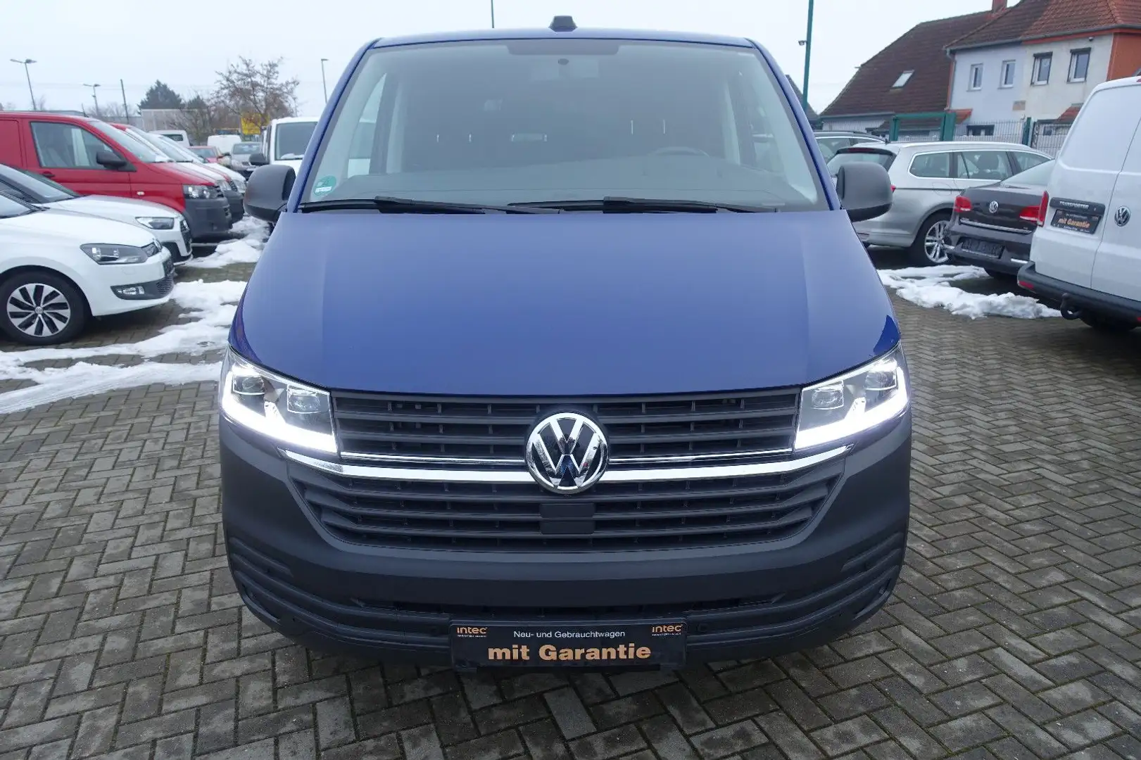 Volkswagen T6 Caravelle T6.1  Caravelle*LED*9-Sitzer*Tempo*Navi*Kamera* Bleu - 2