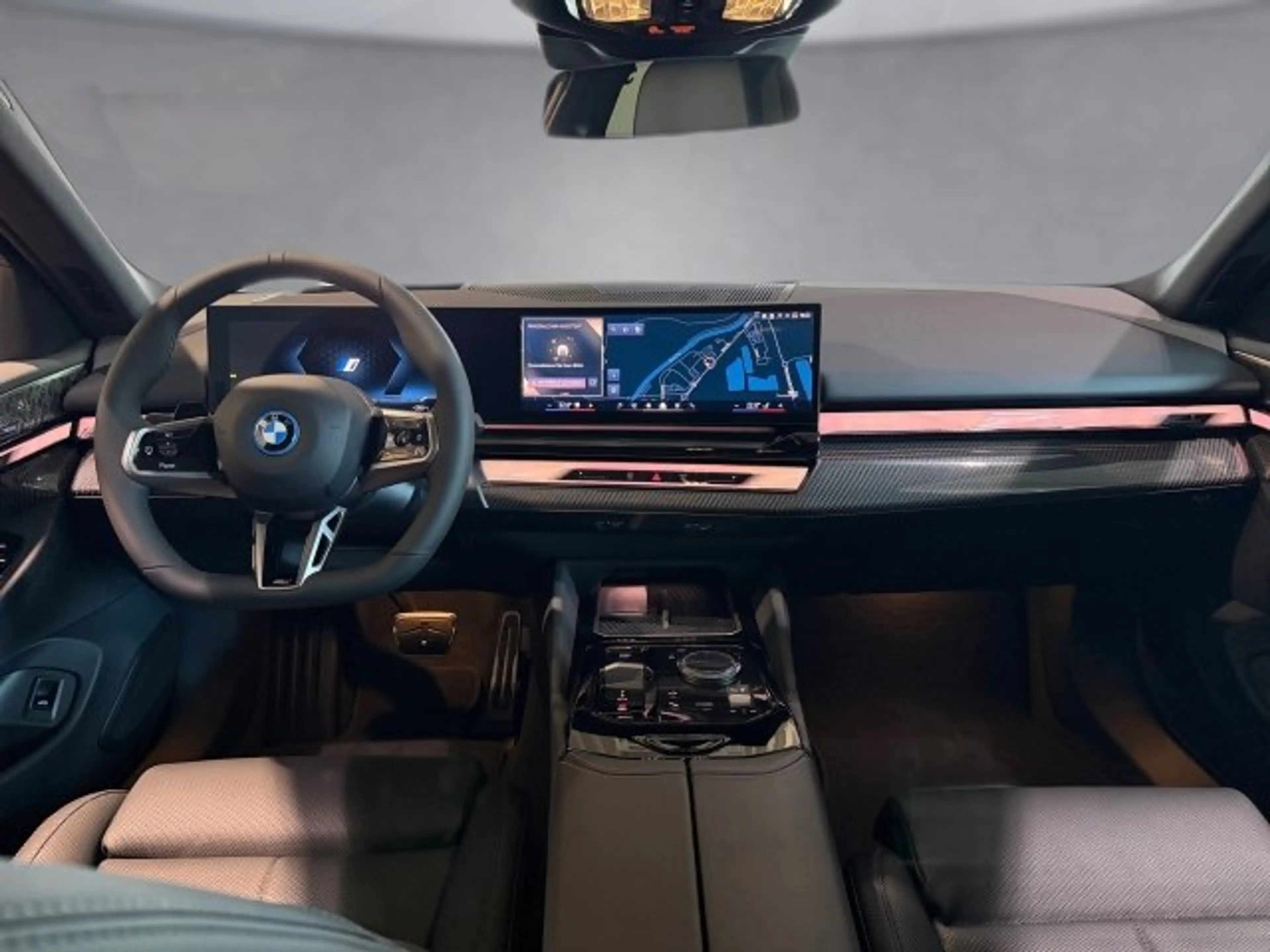 BMW i5 eDrive40 Touring — photo 5