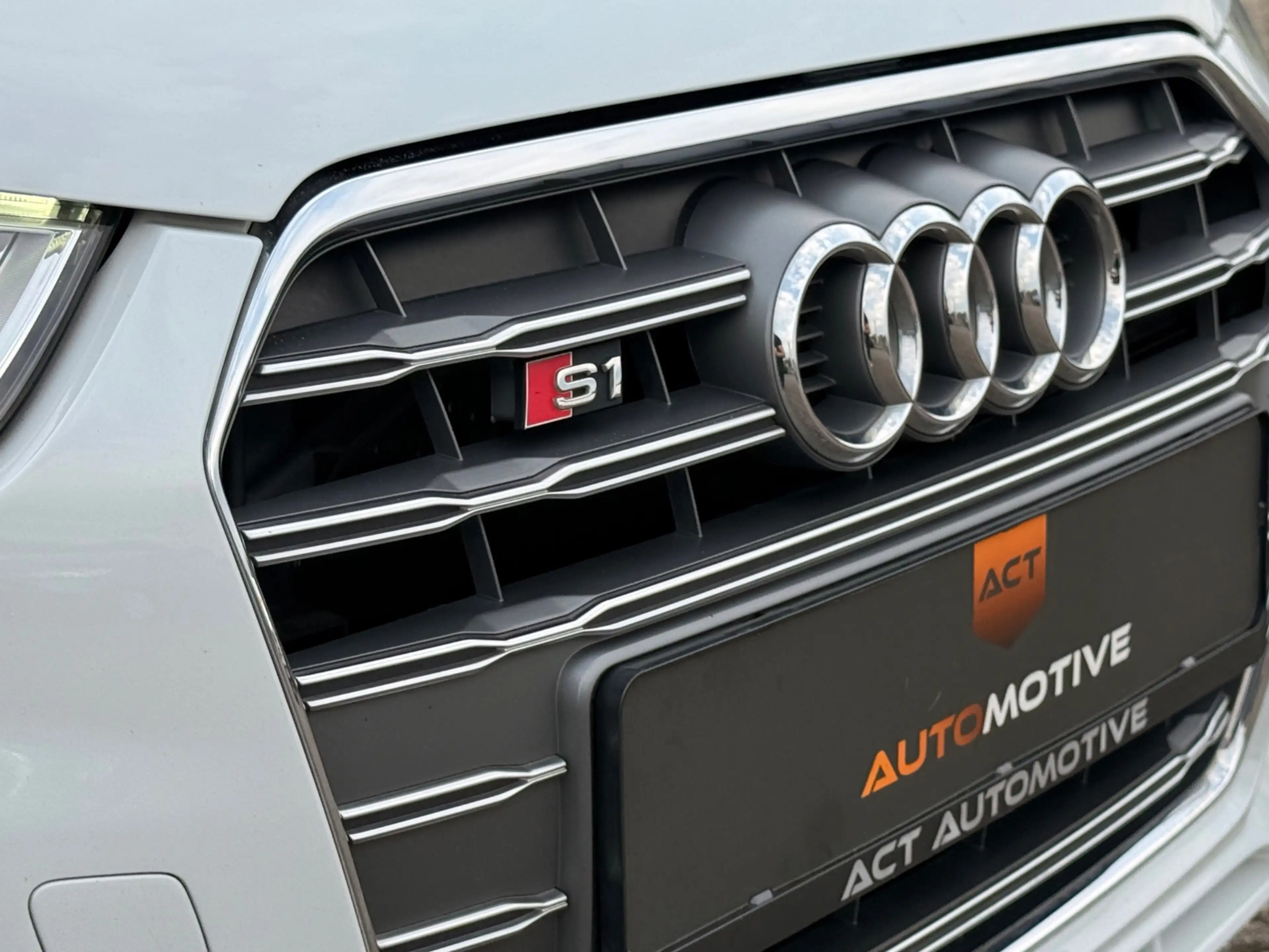 Audi S1 Sportback 2.0 TFSI S1 Quattro Pro Line Plus — photo 6