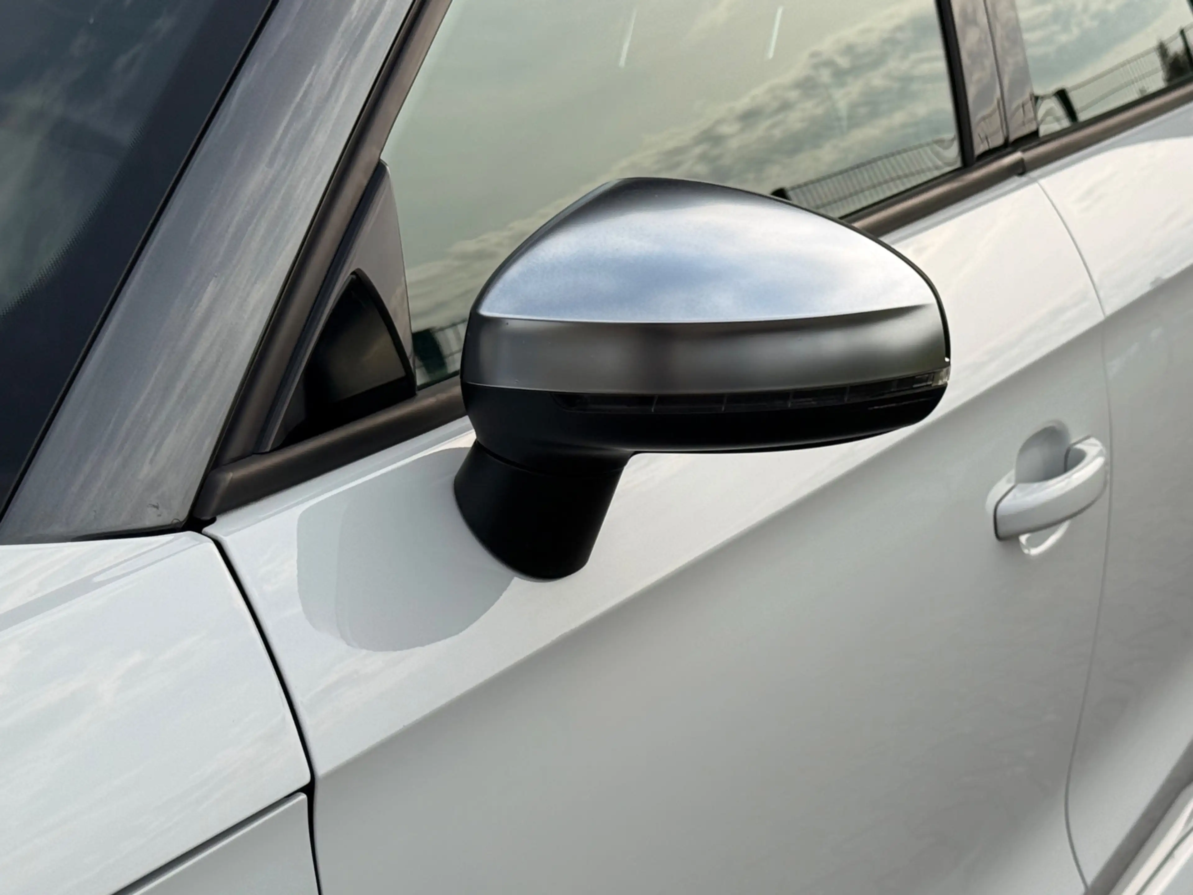 Audi S1 Sportback 2.0 TFSI S1 Quattro Pro Line Plus — photo 14