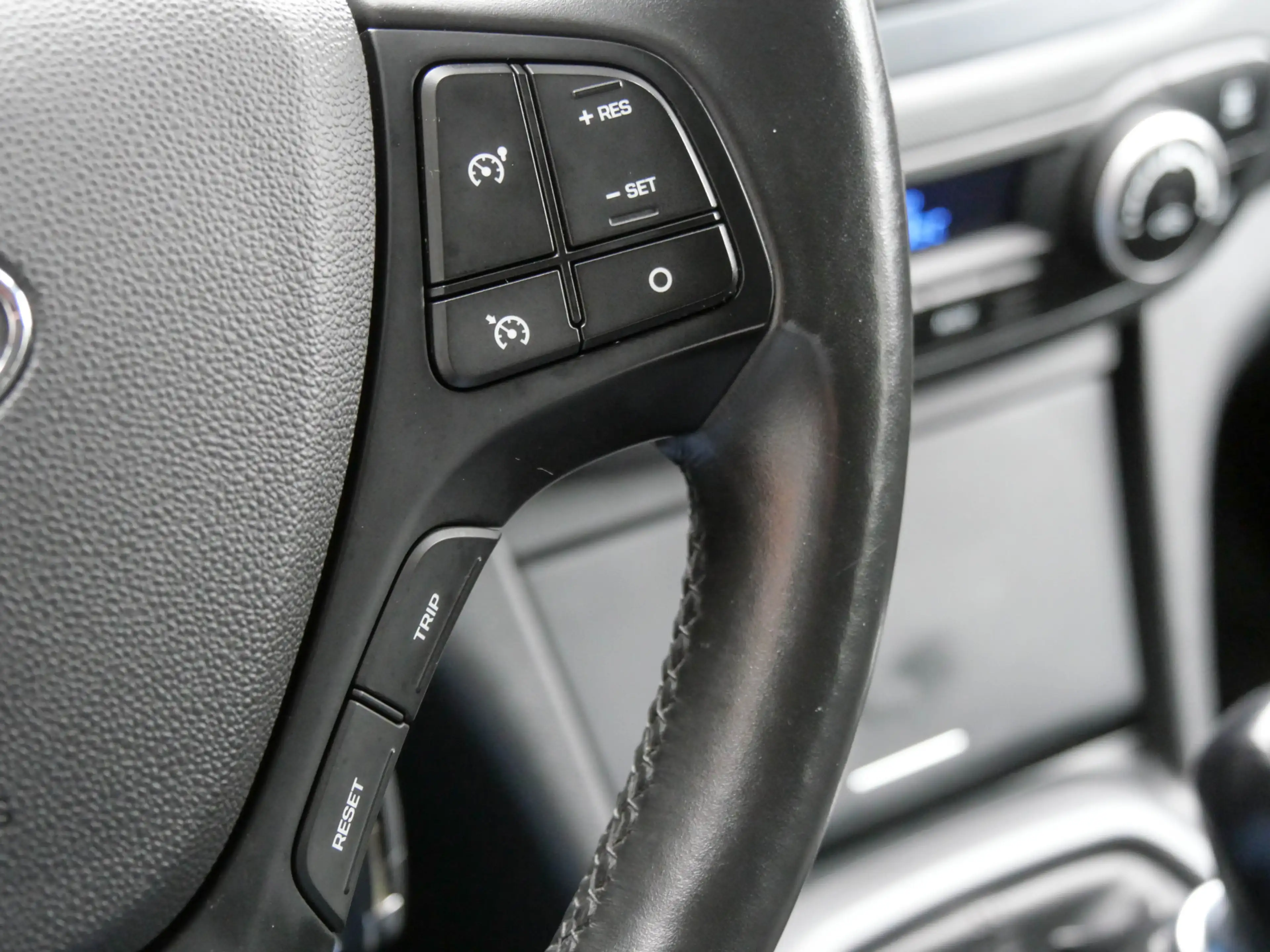Hyundai i10 1.0i Premium | TREKHAAK | APPLE CARPLAY / ANDROID — photo 11