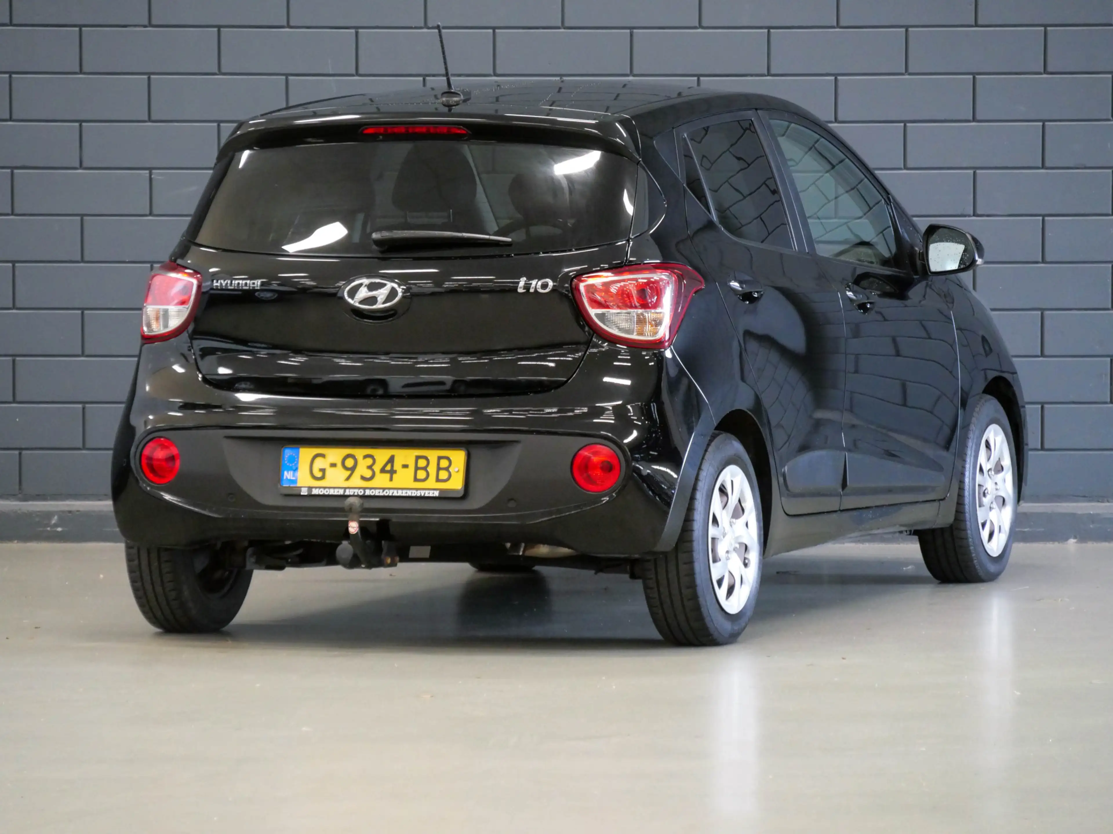 Hyundai i10 1.0i Premium | TREKHAAK | APPLE CARPLAY / ANDROID — photo 2