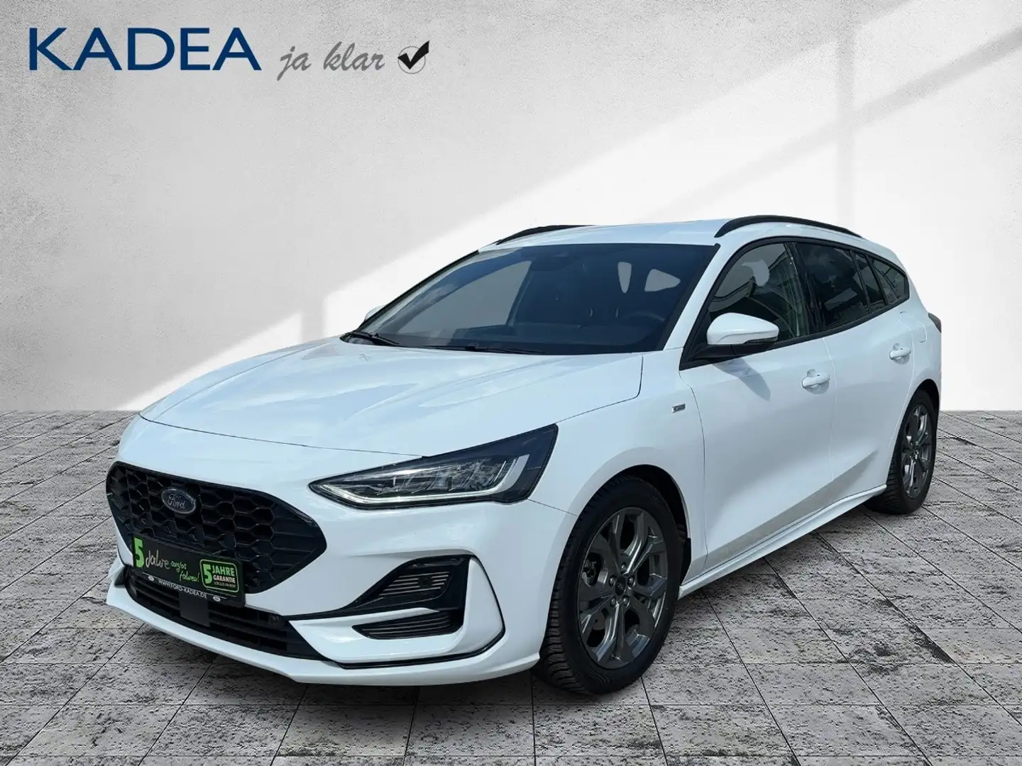 Ford Focus Turnier EcoBoost ST-Line ACC*KAM*SHZ*TWA Weiß - 2