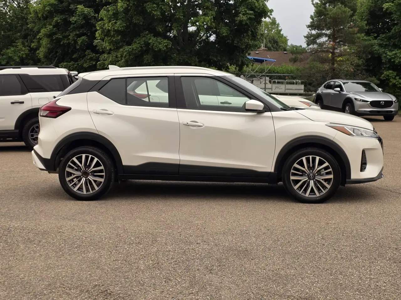 Nissan Kicks photo Nissan Kicks
