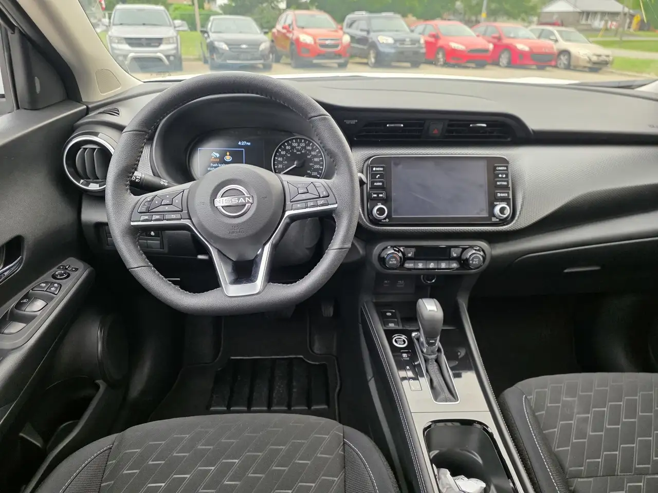 Nissan Kicks photo Nissan Kicks