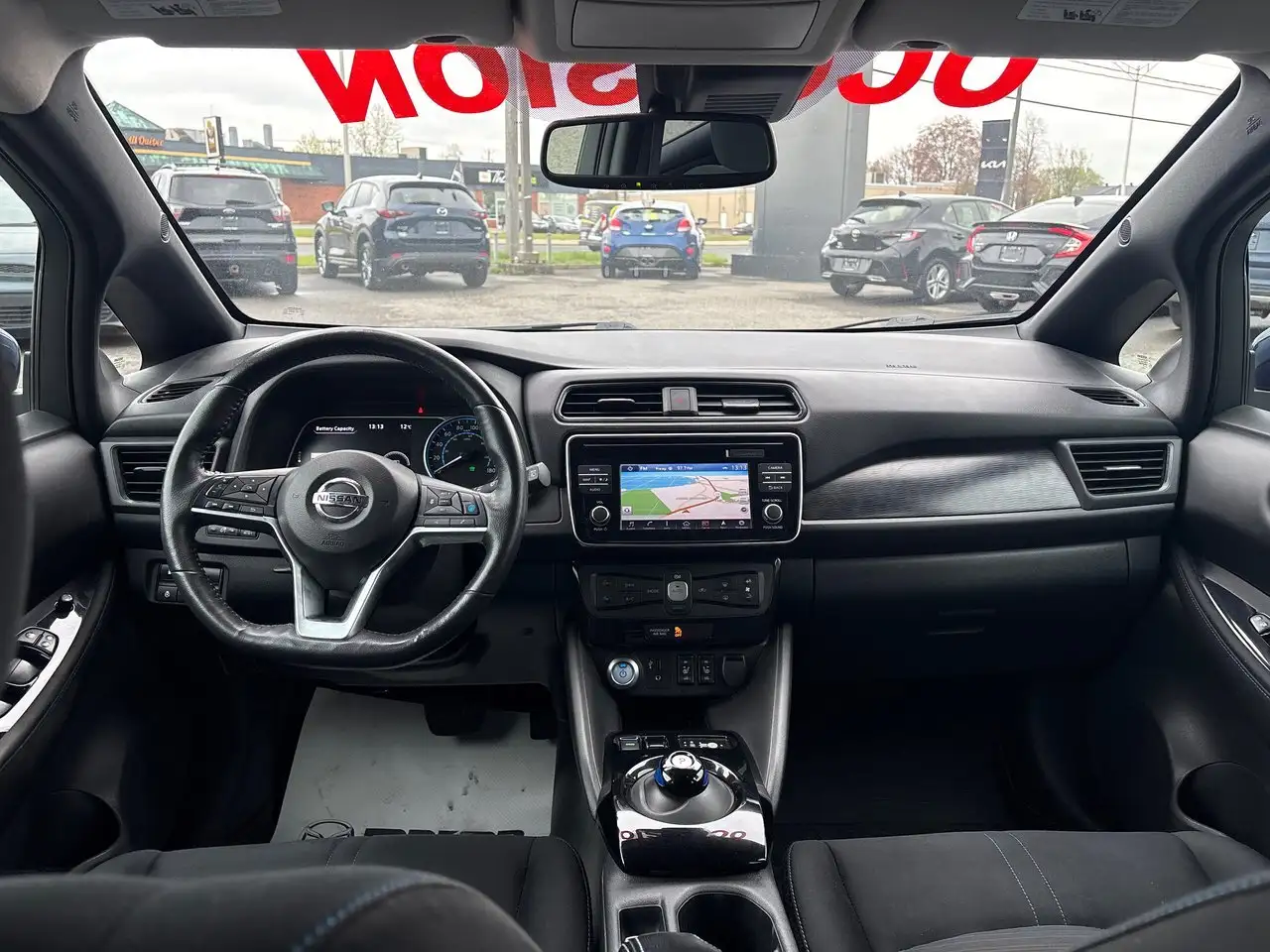 Nissan Leaf снимка Nissan Leaf