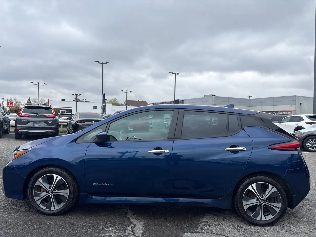 Nissan Leaf снимка Nissan Leaf
