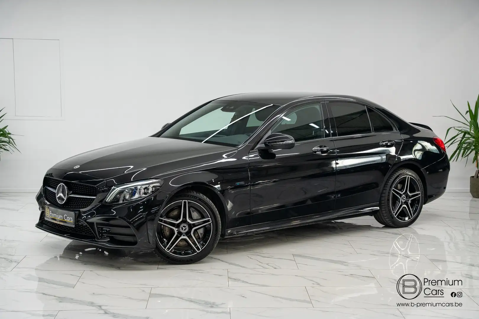 Mercedes-Benz C 300 de PHEV! Burmester! AMG Line! Sfeer! Camera! Zwart - 2