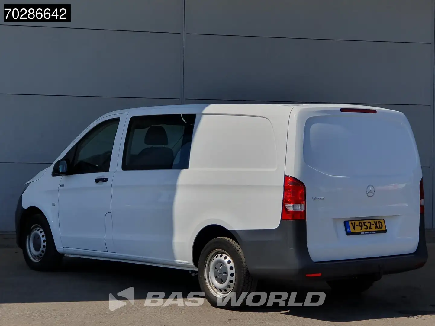 Mercedes-Benz Vito 109 Dubbel Cabine L2H1 Trekhaak Airco Euro6 DC Dok Wit - 2