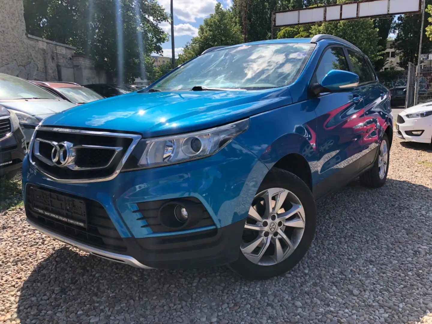 BAIC Senova X55 Blau - 1