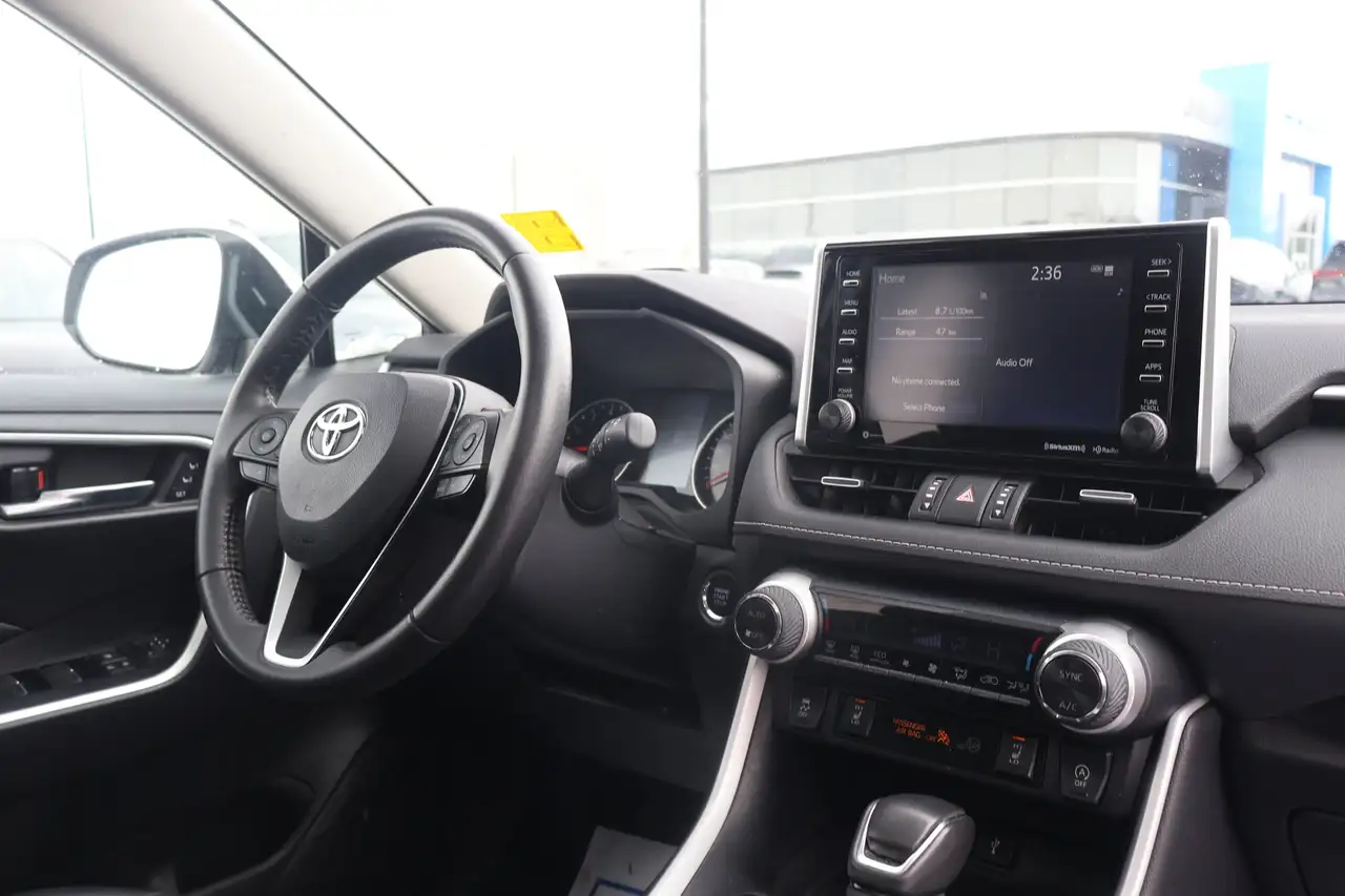 Toyota RAV 4 снимка Toyota RAV 4
