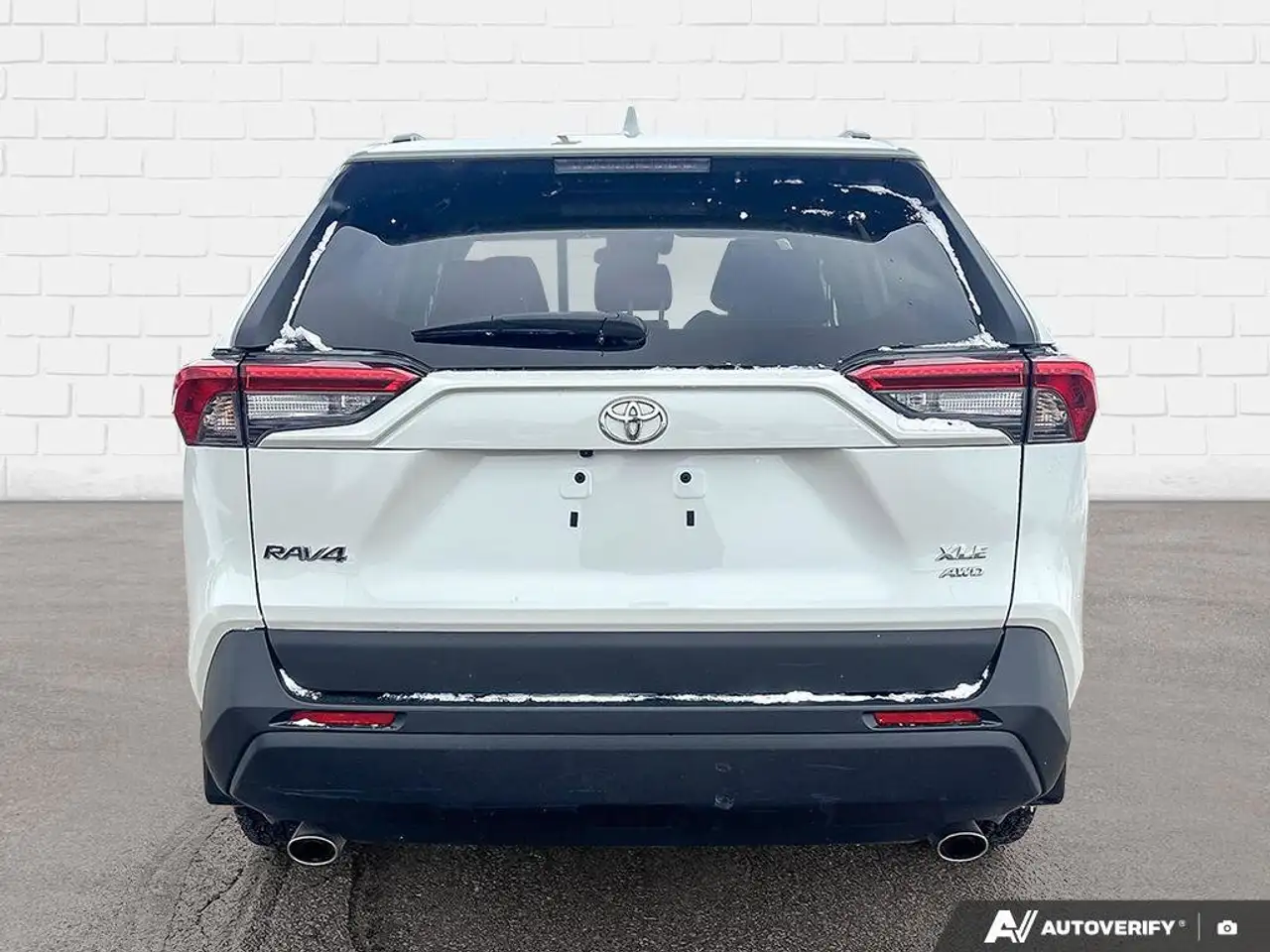 Toyota RAV 4 снимка Toyota RAV 4