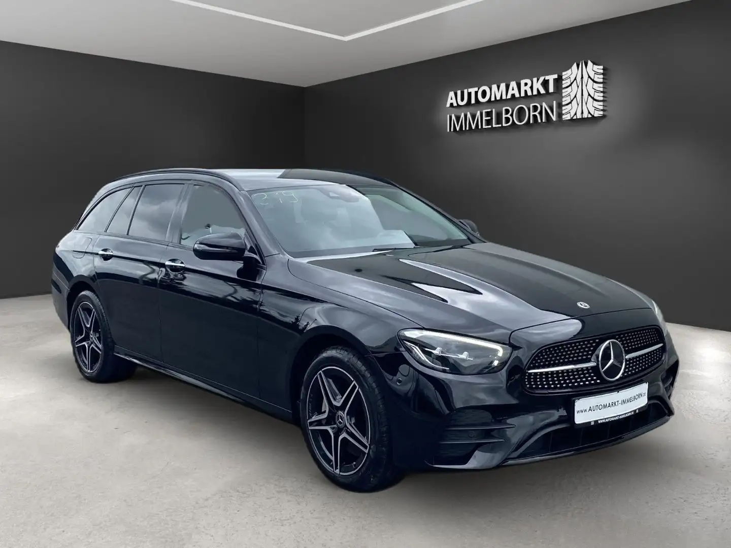 Mercedes-Benz E 300 de ALLRAD AMG Night*Distro*HUD*Memory*LED Schwarz - 1