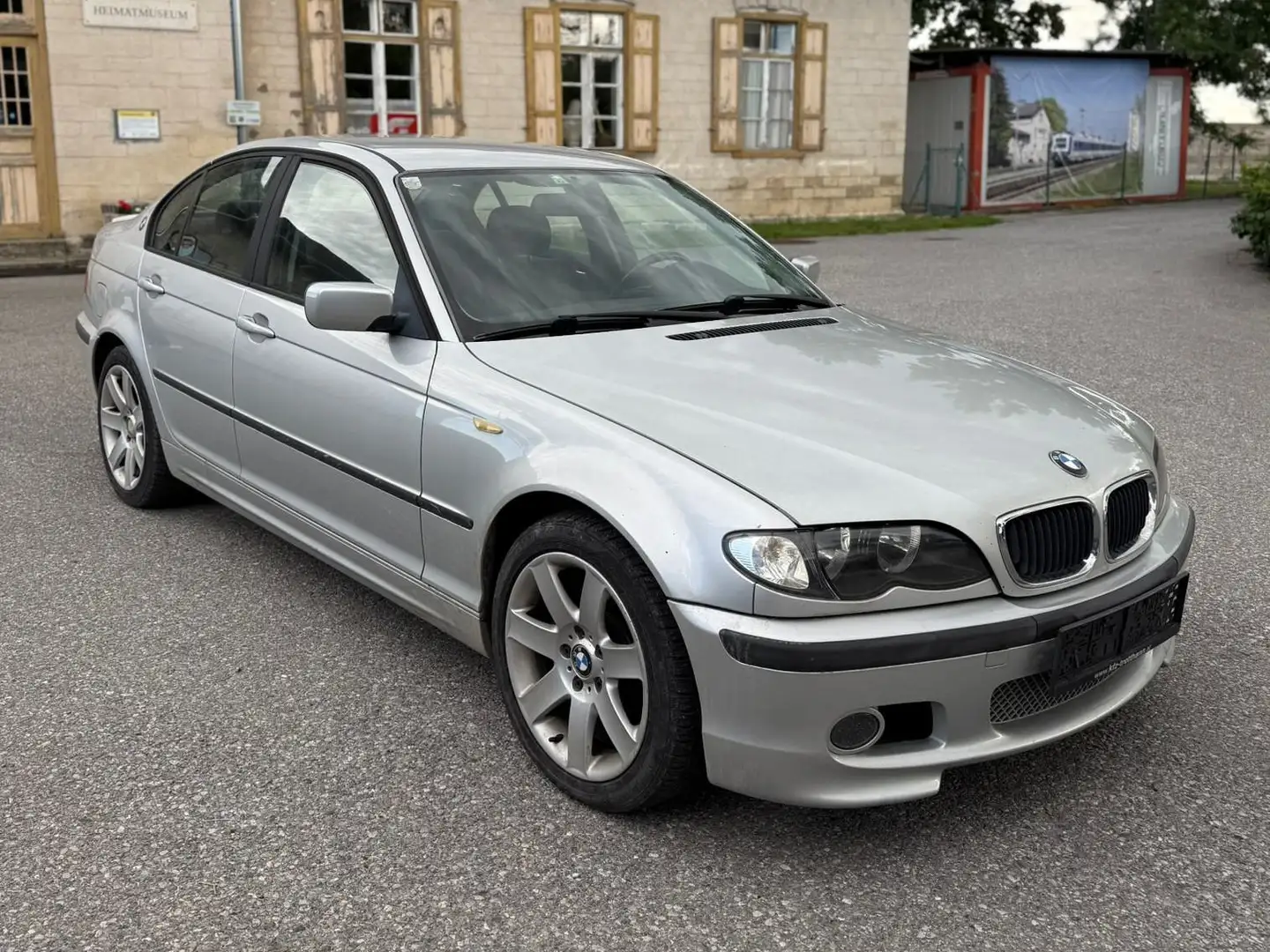 BMW 318 Diesel Silber - 1