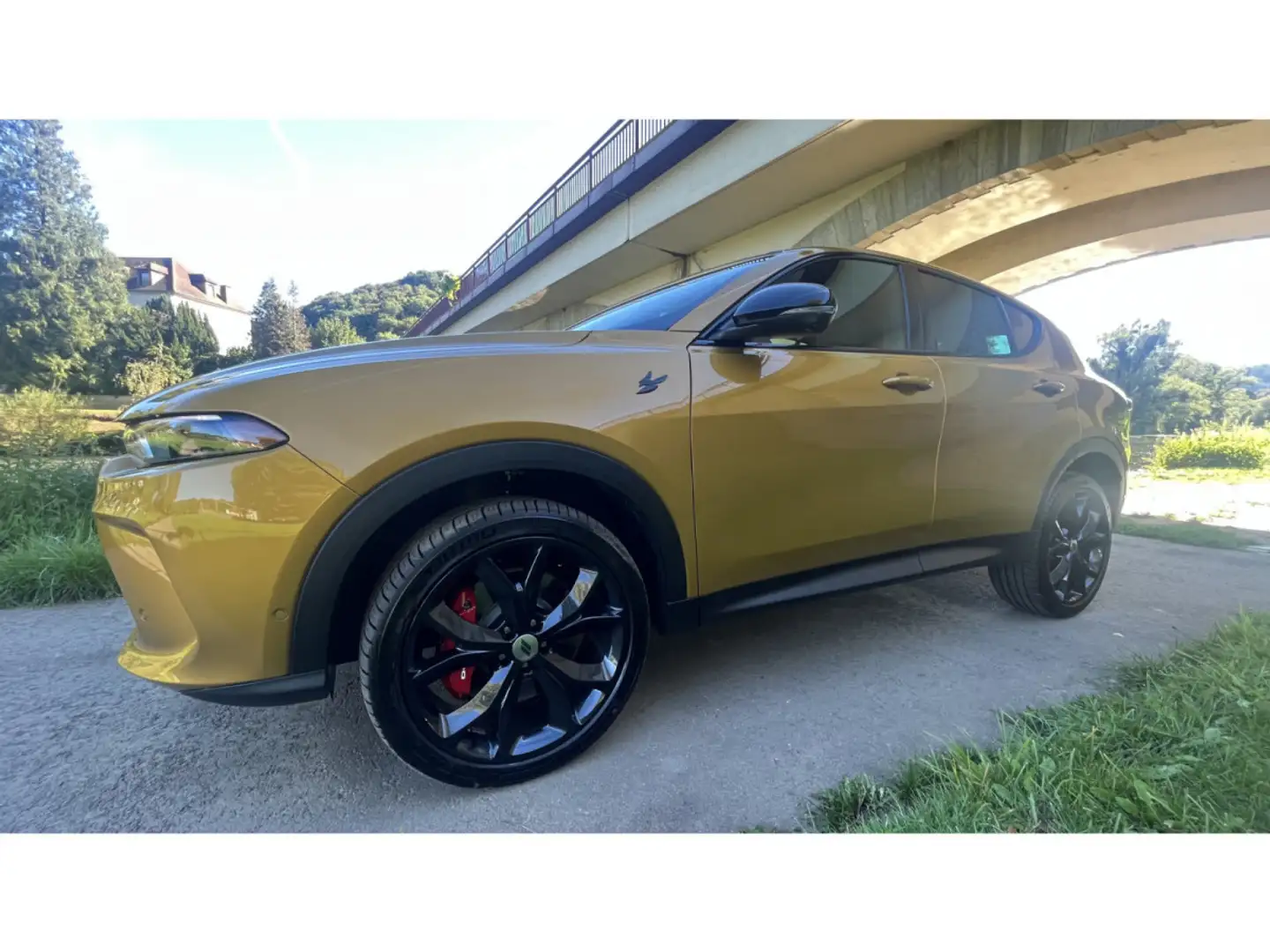 Dodge Hornet GT Plus 4X4 2.0L 268 HP Jaune - 2