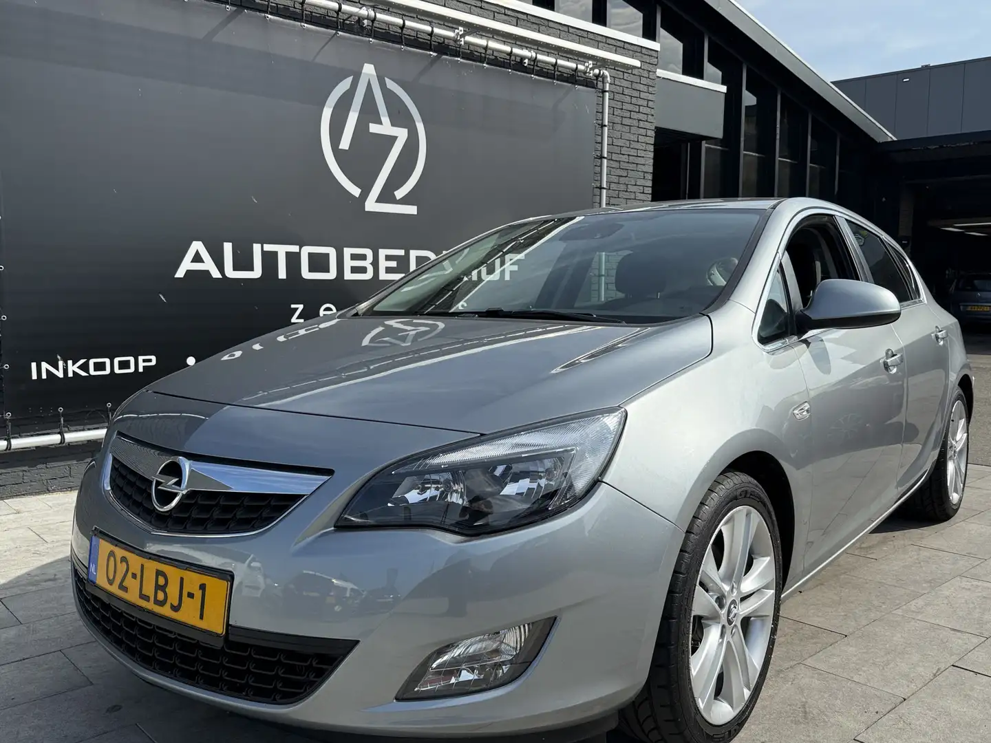 Opel Astra 1.6 Turbo Sport Automaat ! Gris - 2