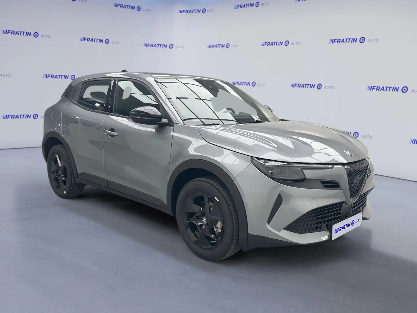 Alfa Romeo Junior 1.2 145 CV Hybrid eDCT6 Grijs - 2