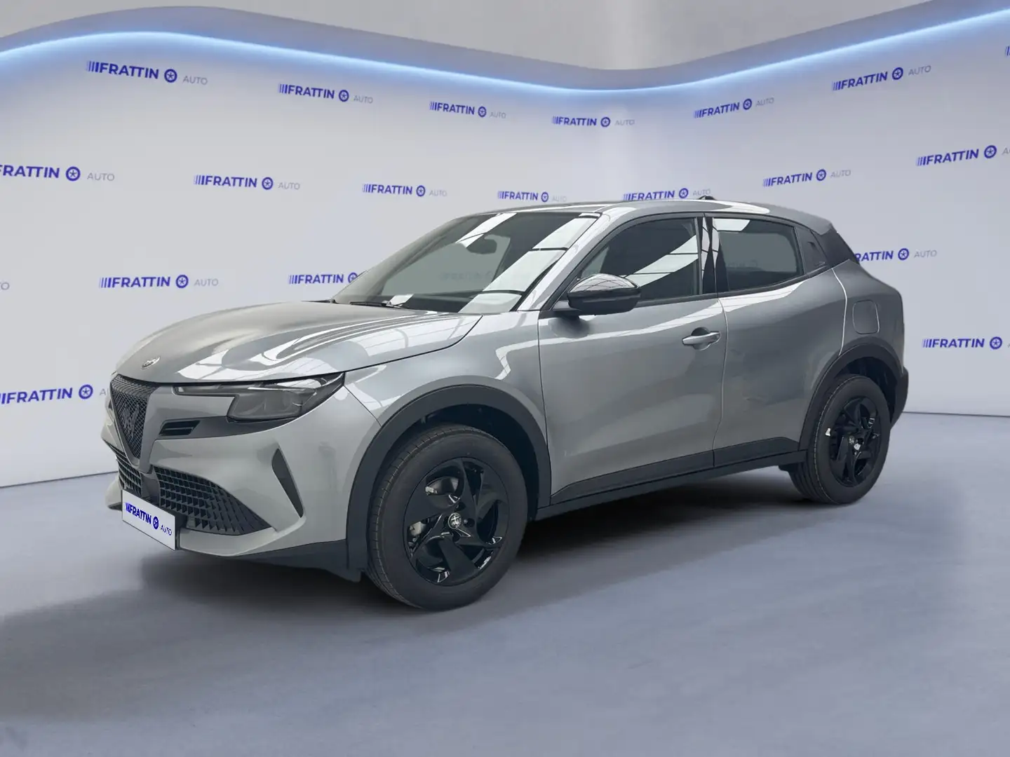 Alfa Romeo Junior 1.2 145 CV Hybrid eDCT6 Grijs - 1