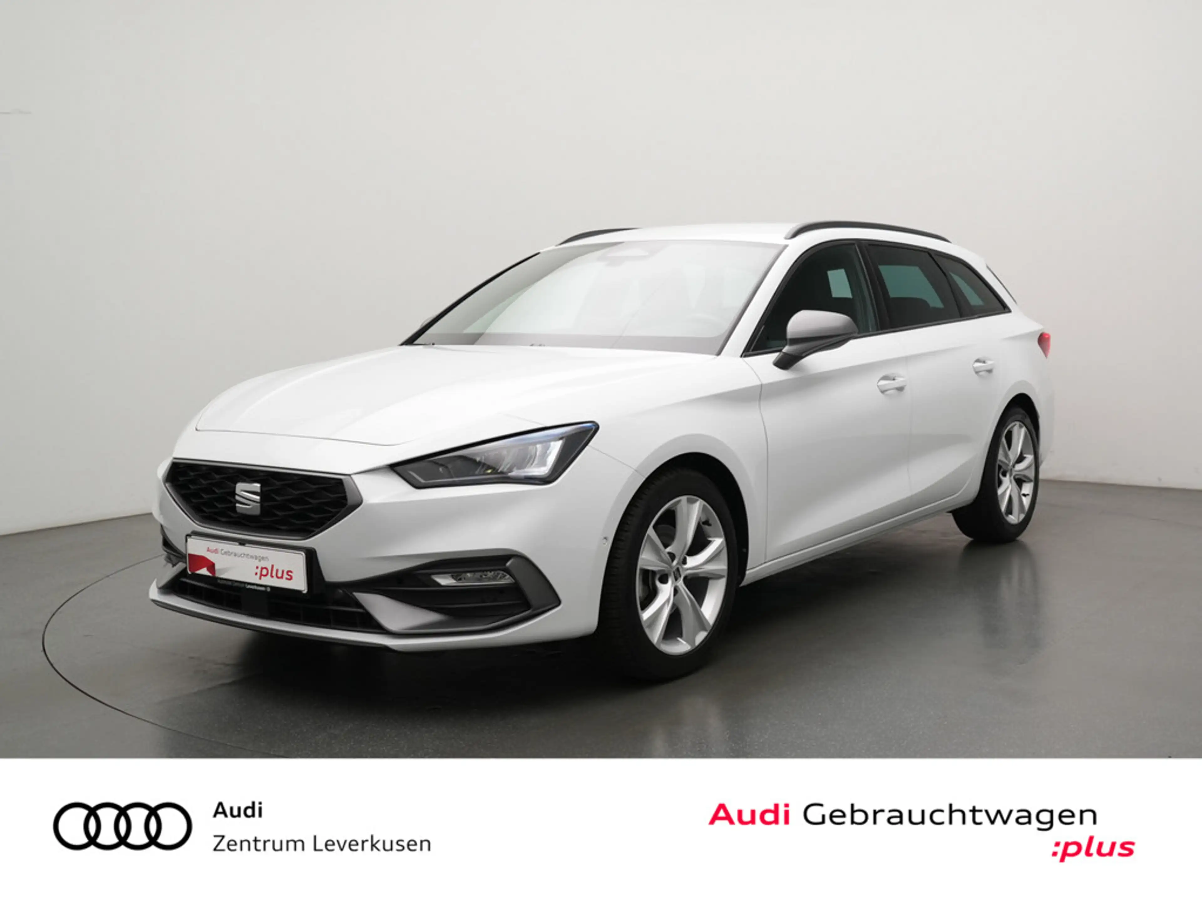 SEAT Leon ST FR DSG ACC NAVI SHZ KAM LED