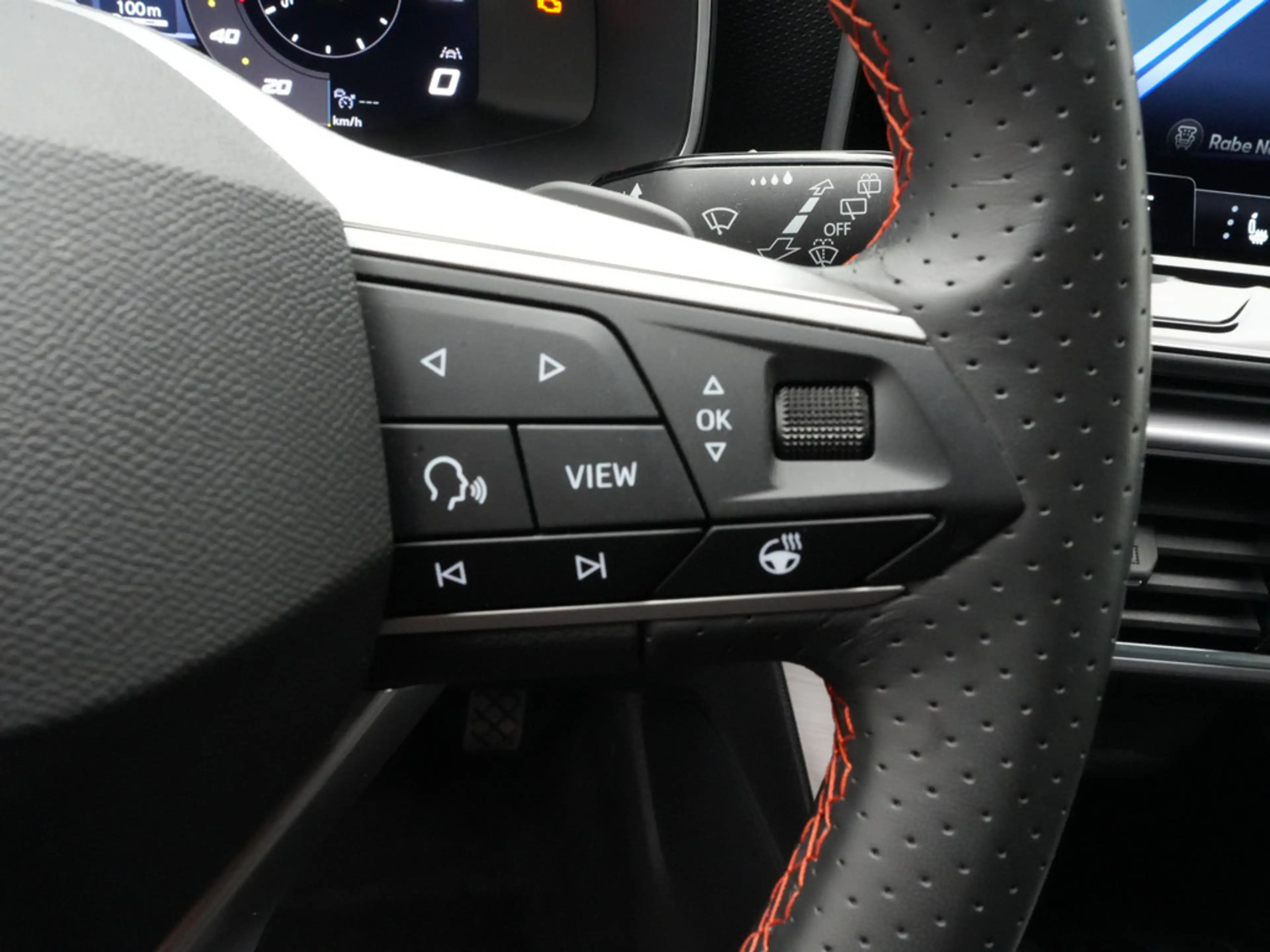 SEAT Leon ST FR DSG ACC NAVI SHZ KAM LED — photo 12