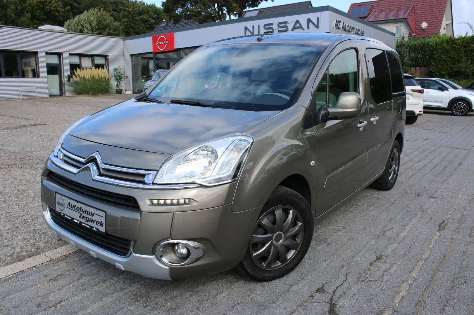 Citroen Berlingo Kombi Klima,PDC, Rollstuhlumbau Gold - 1