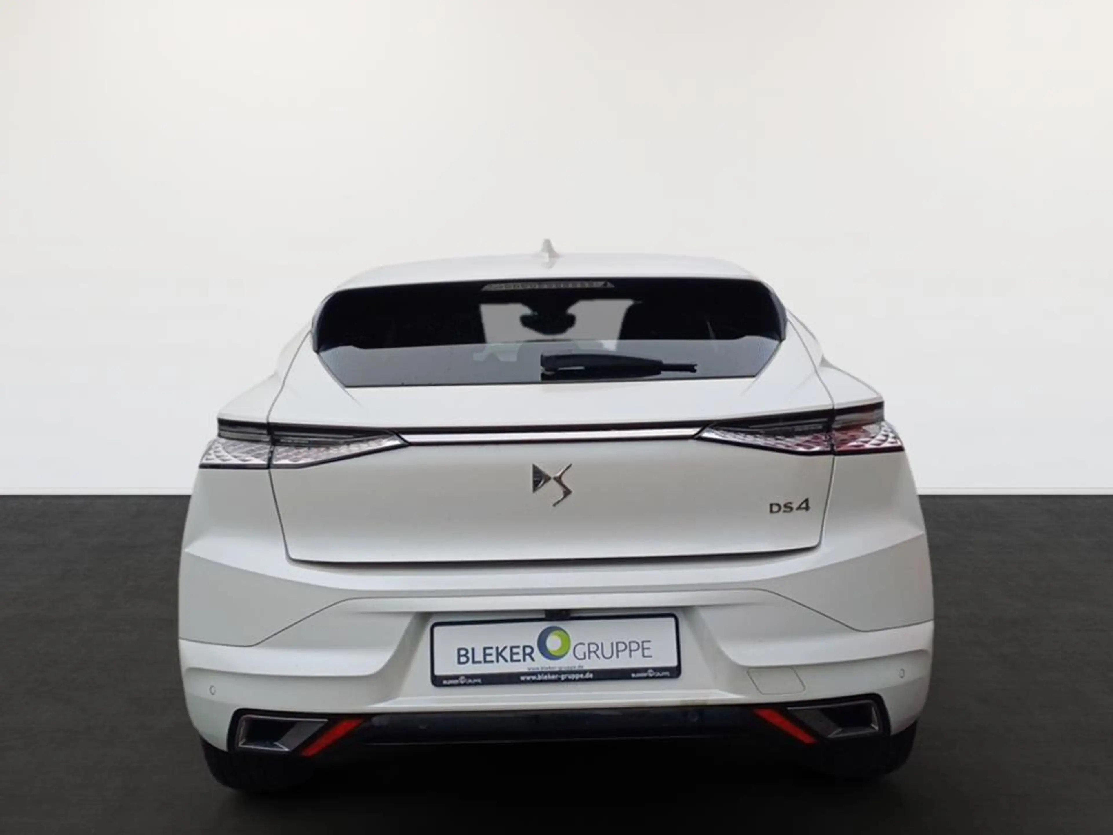 DS Automobiles DS 4 DS 4 PureTech 130 Trocadero — photo 4