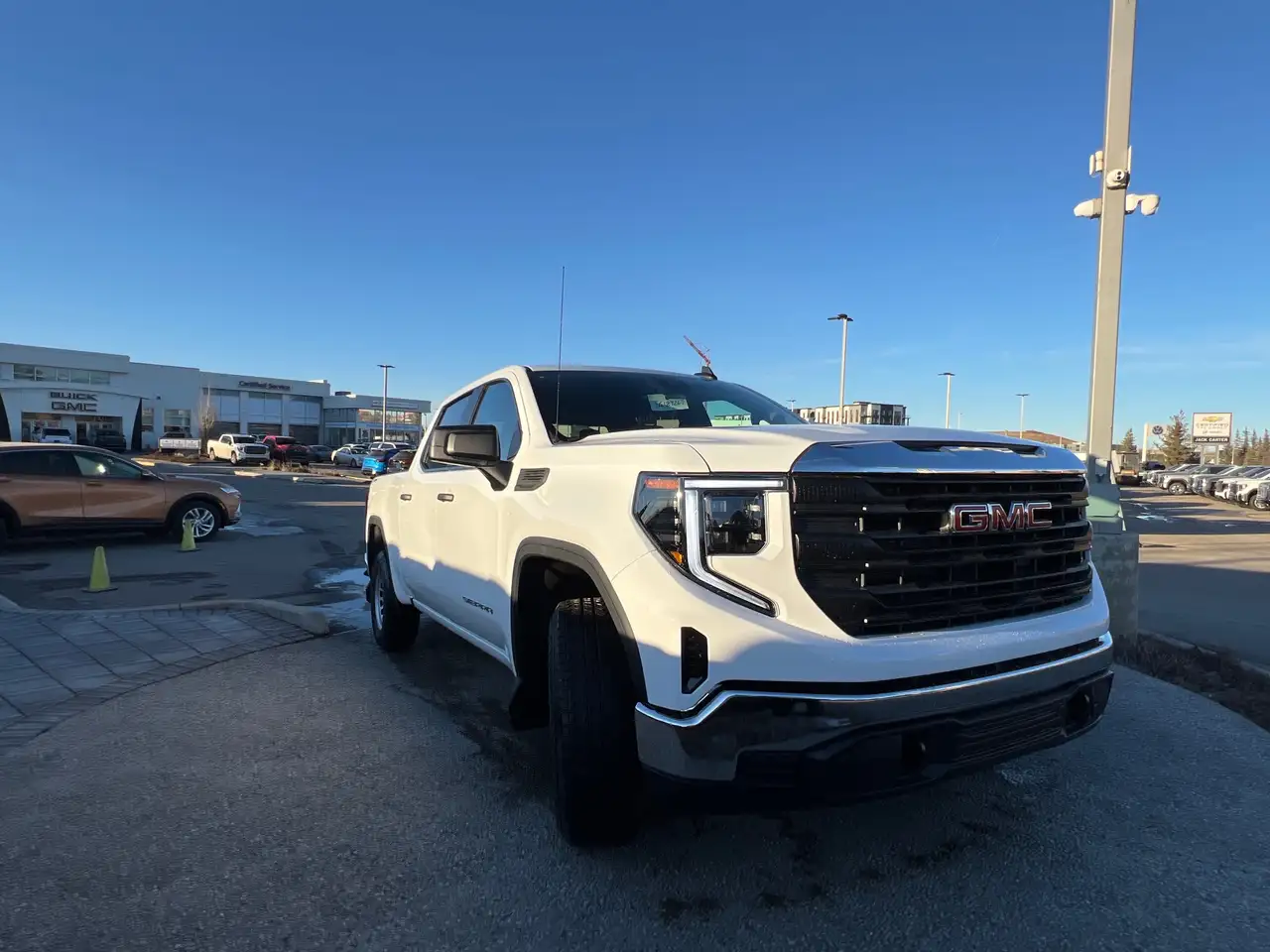 GMC Sierra 1500 снимка GMC Sierra 1500