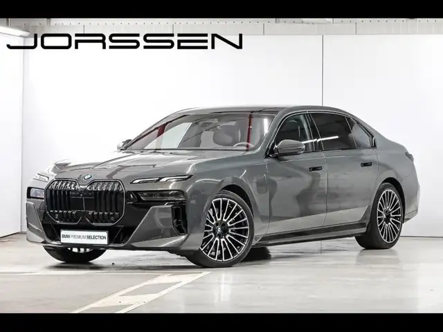BMW 750 xDrive M Sport Pro
