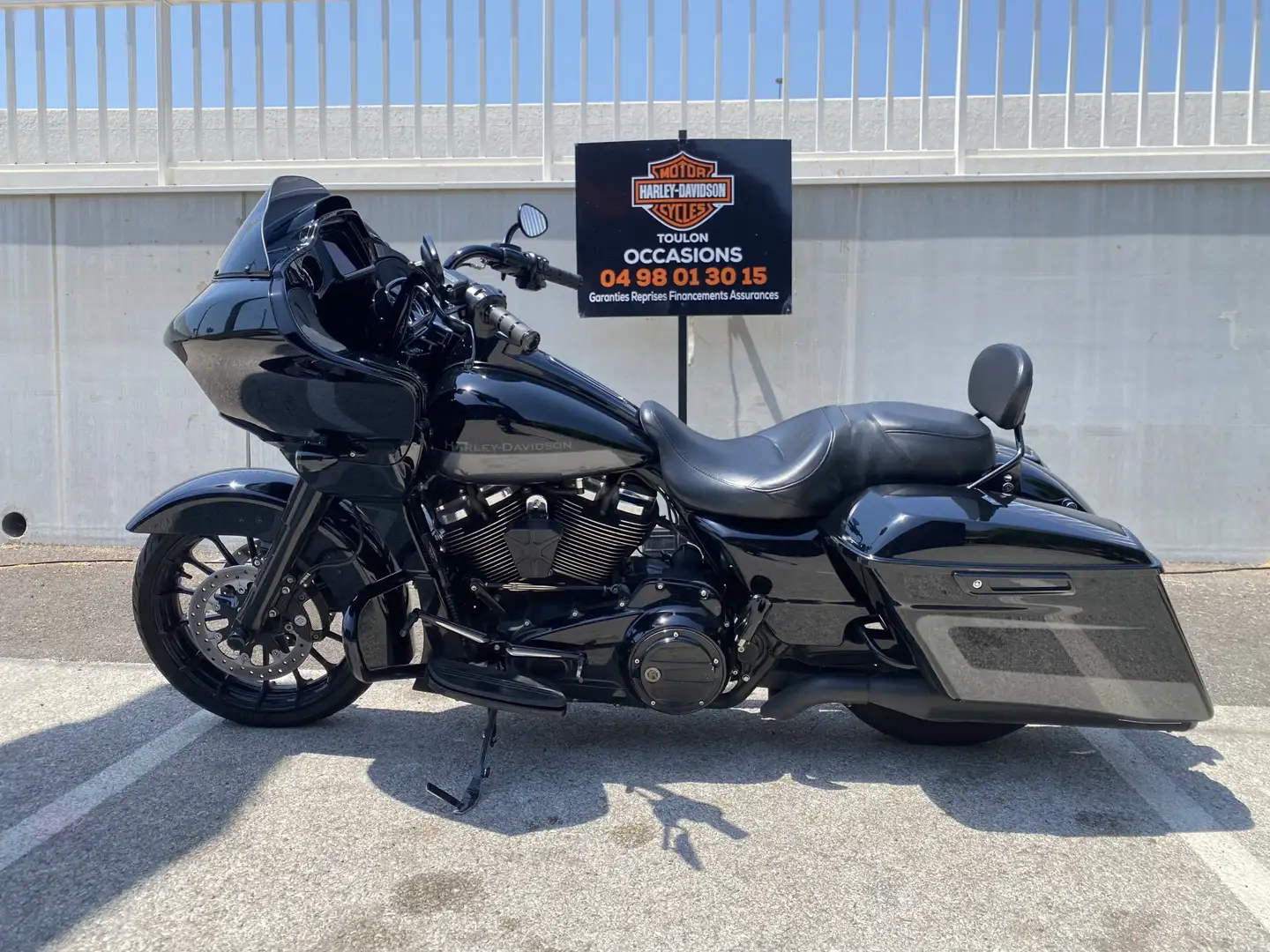 Harley-Davidson Road Glide Noir - 2