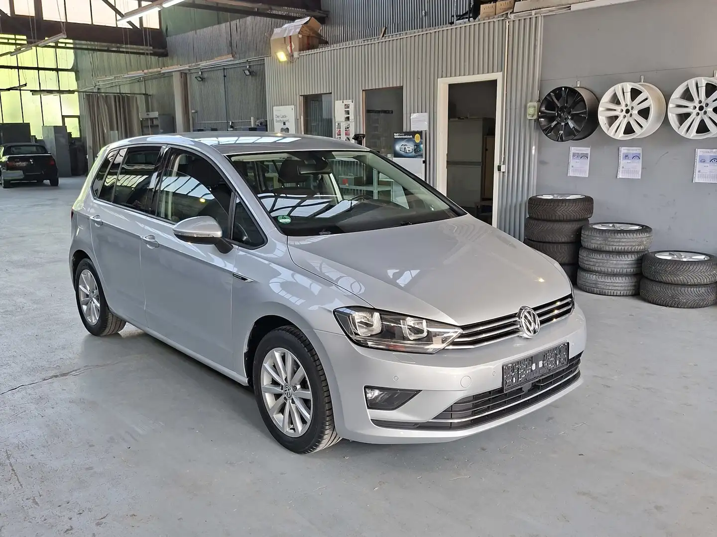 Volkswagen Golf Sportsvan Lounge BMTStart-St.AHK/SHZ/ TDI Argent - 2