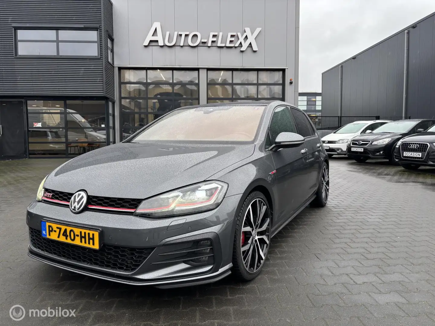 Volkswagen Golf GTI 2.0 TSI Performance Grijs - 1