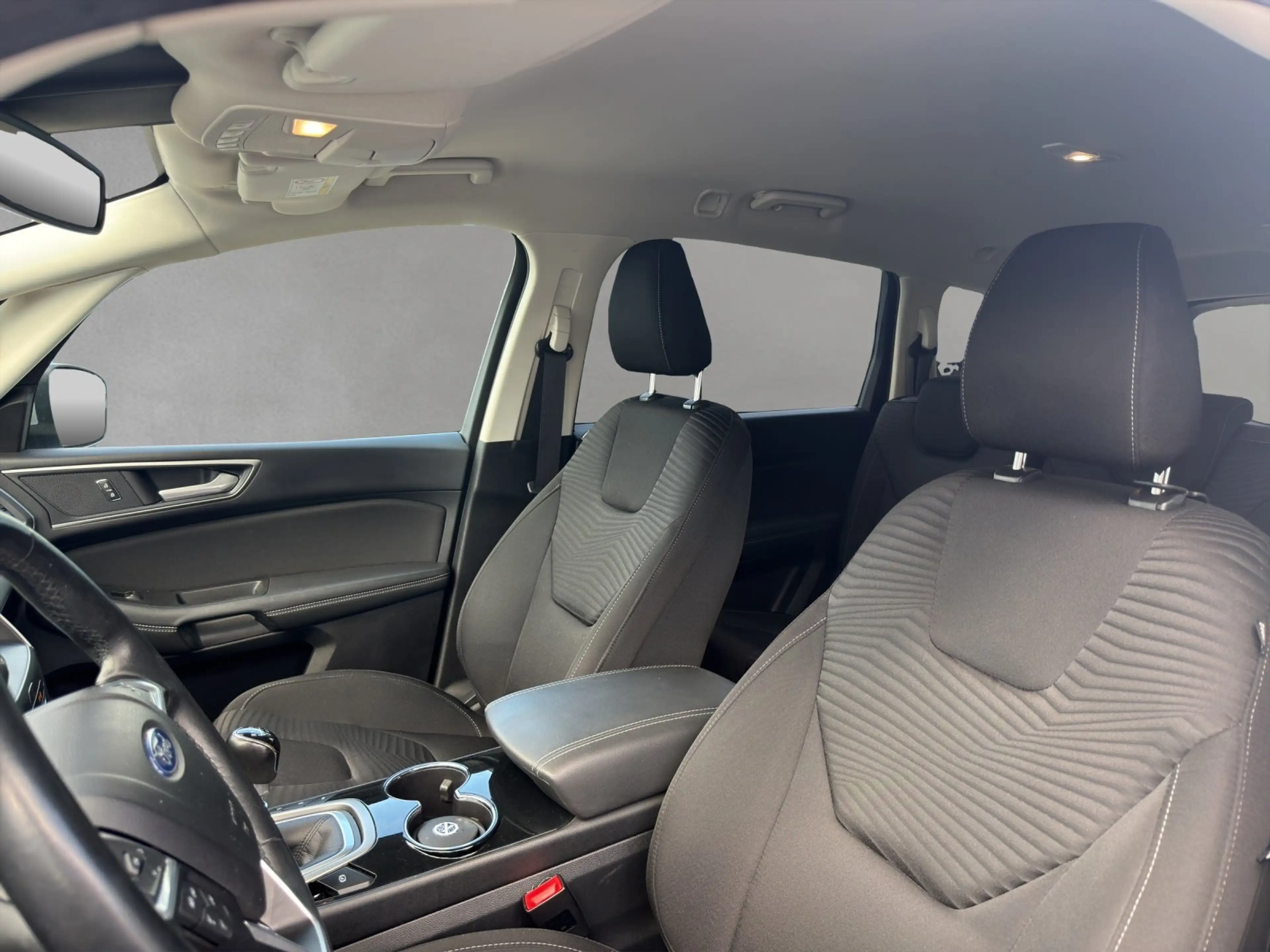 Ford S-Max 1.5 Business KAMERA/TEMPOMAT/NAVI/SHZ/ — photo 14