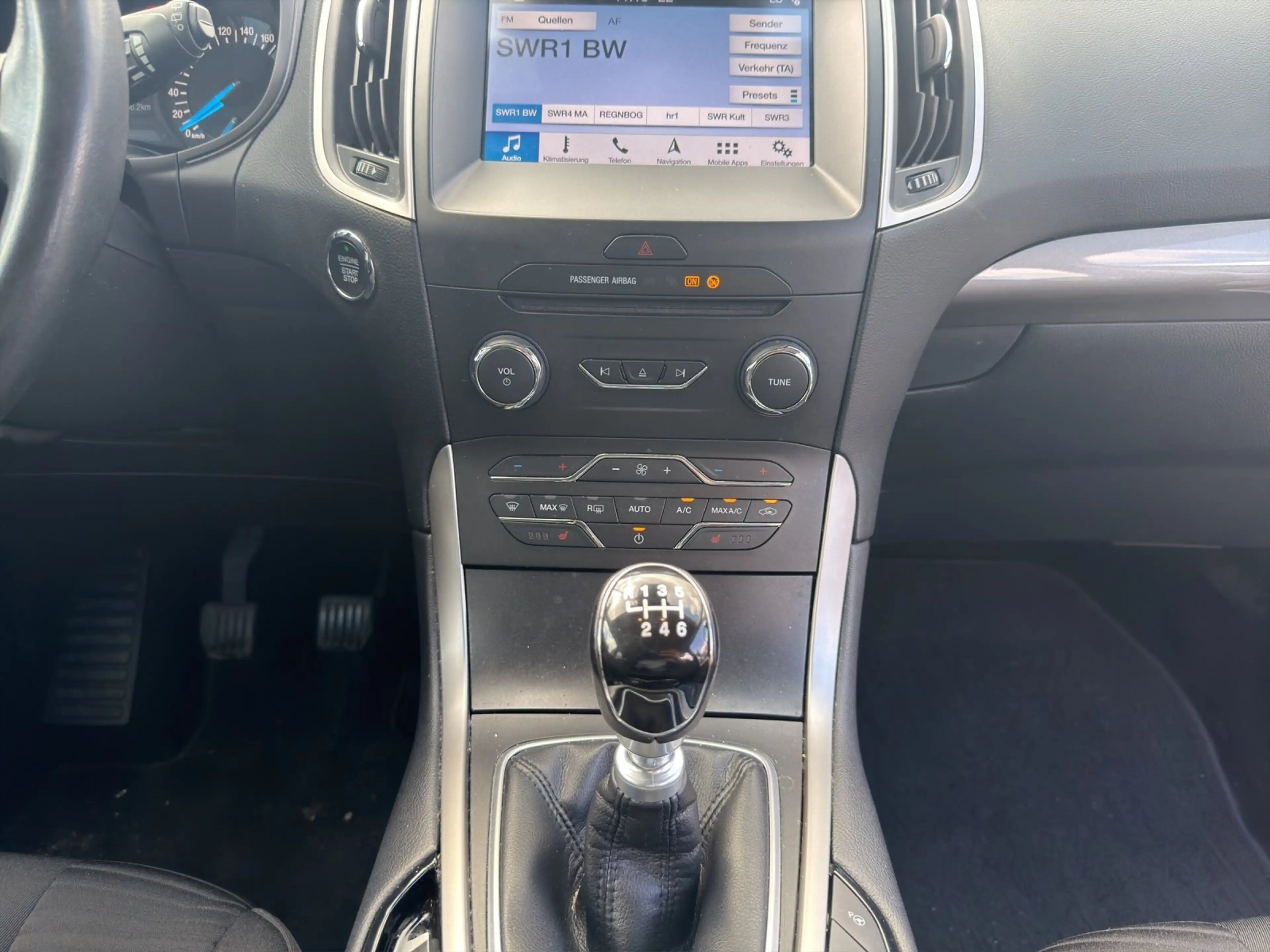 Ford S-Max 1.5 Business KAMERA/TEMPOMAT/NAVI/SHZ/ — photo 11