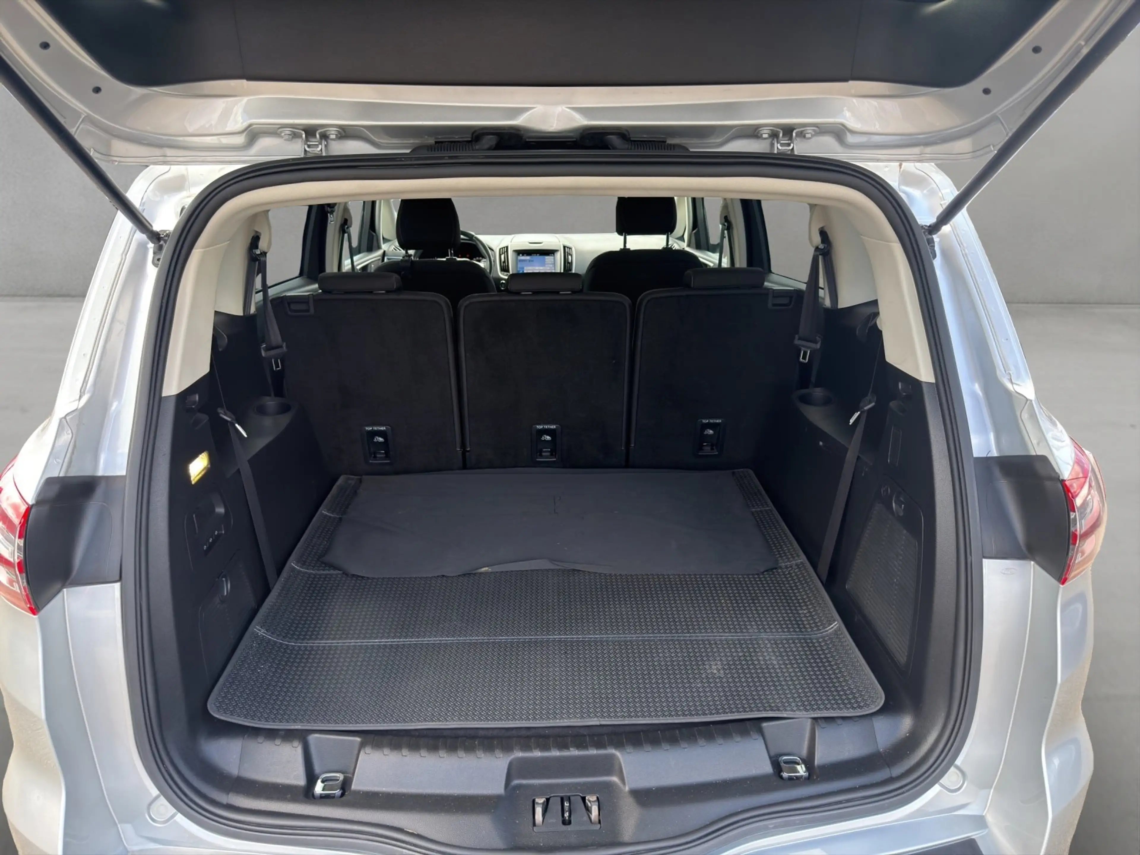 Ford S-Max 1.5 Business KAMERA/TEMPOMAT/NAVI/SHZ/ — photo 7