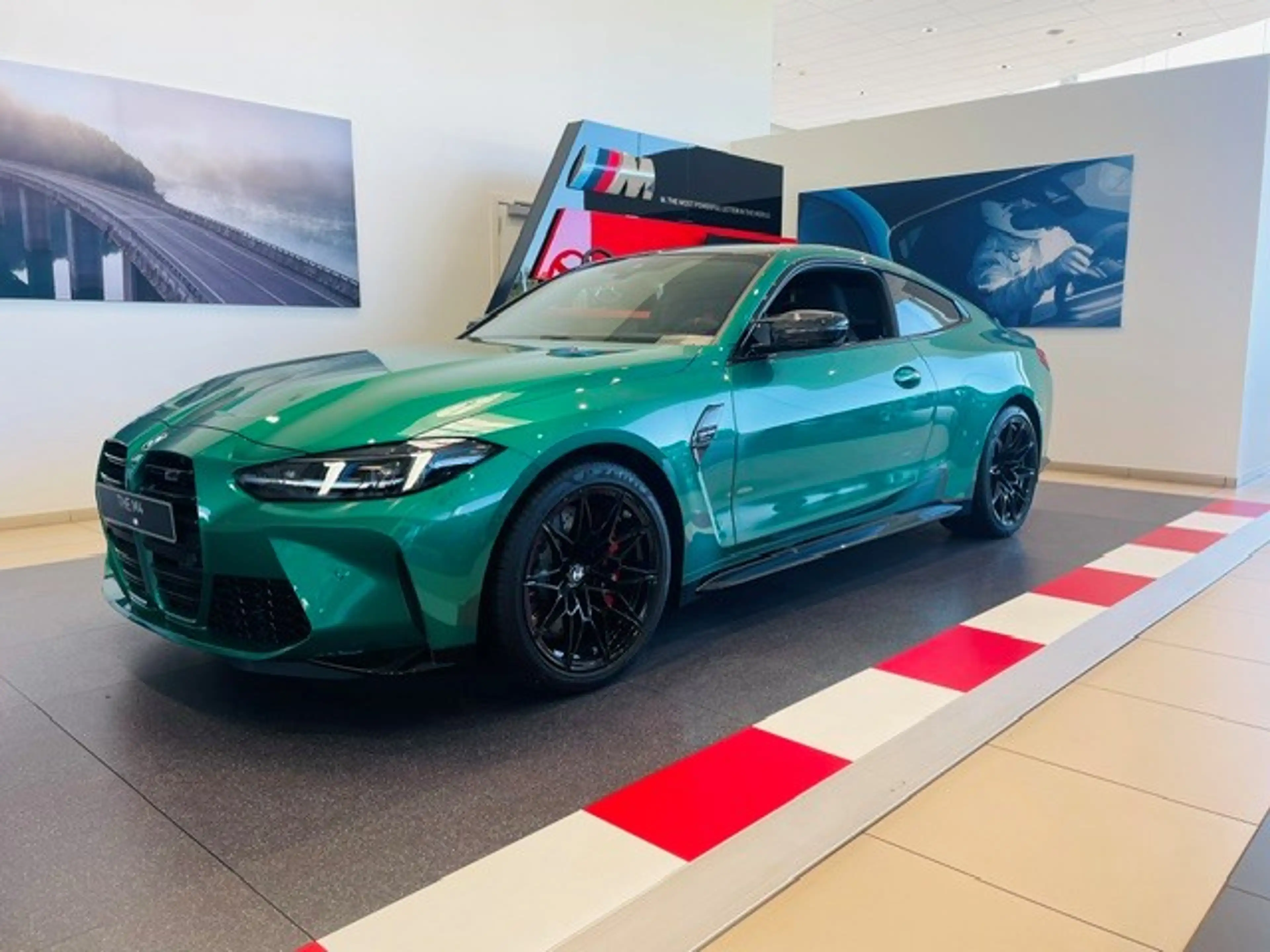 BMW M4 M4 Coupé 3.0 AS Competition M xDrive OPF