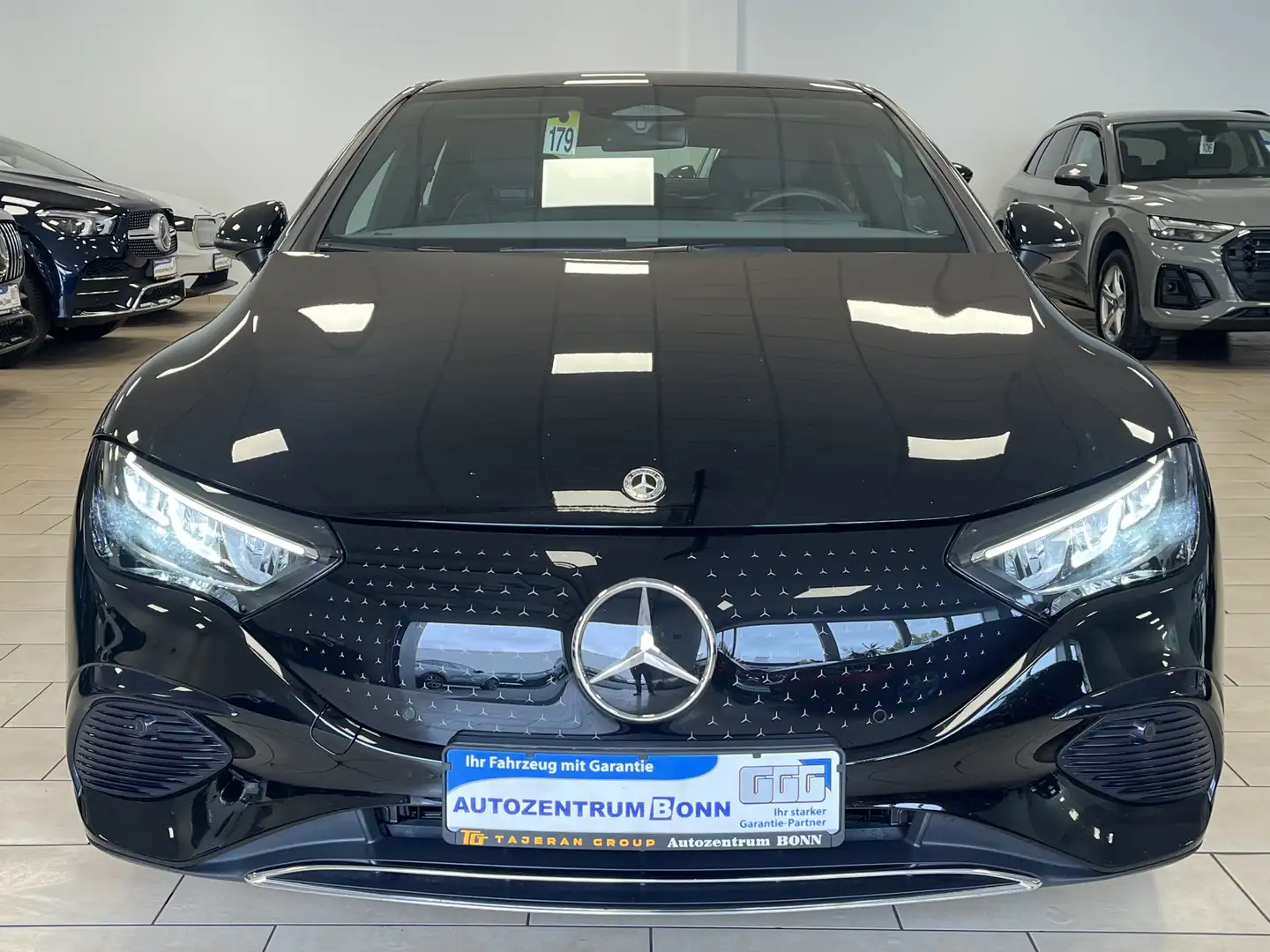 Mercedes-Benz EQE 300 Leder*Memory*R-Cam*ACC*Navi*LED*AHK*SHZ* Noir - 2
