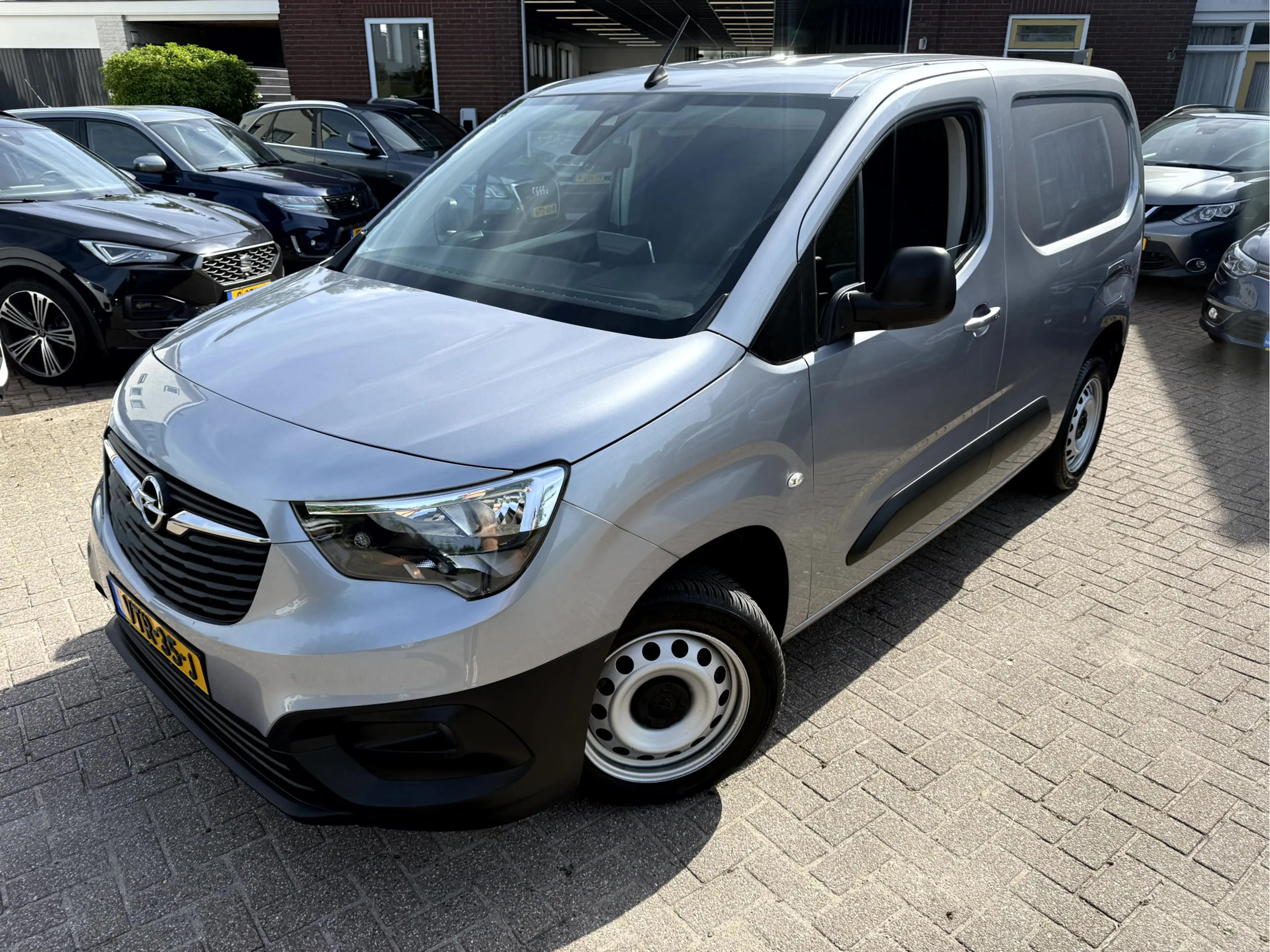 Opel Combo 1.5D 130pk Automaat Navi, App Connect — photo 16