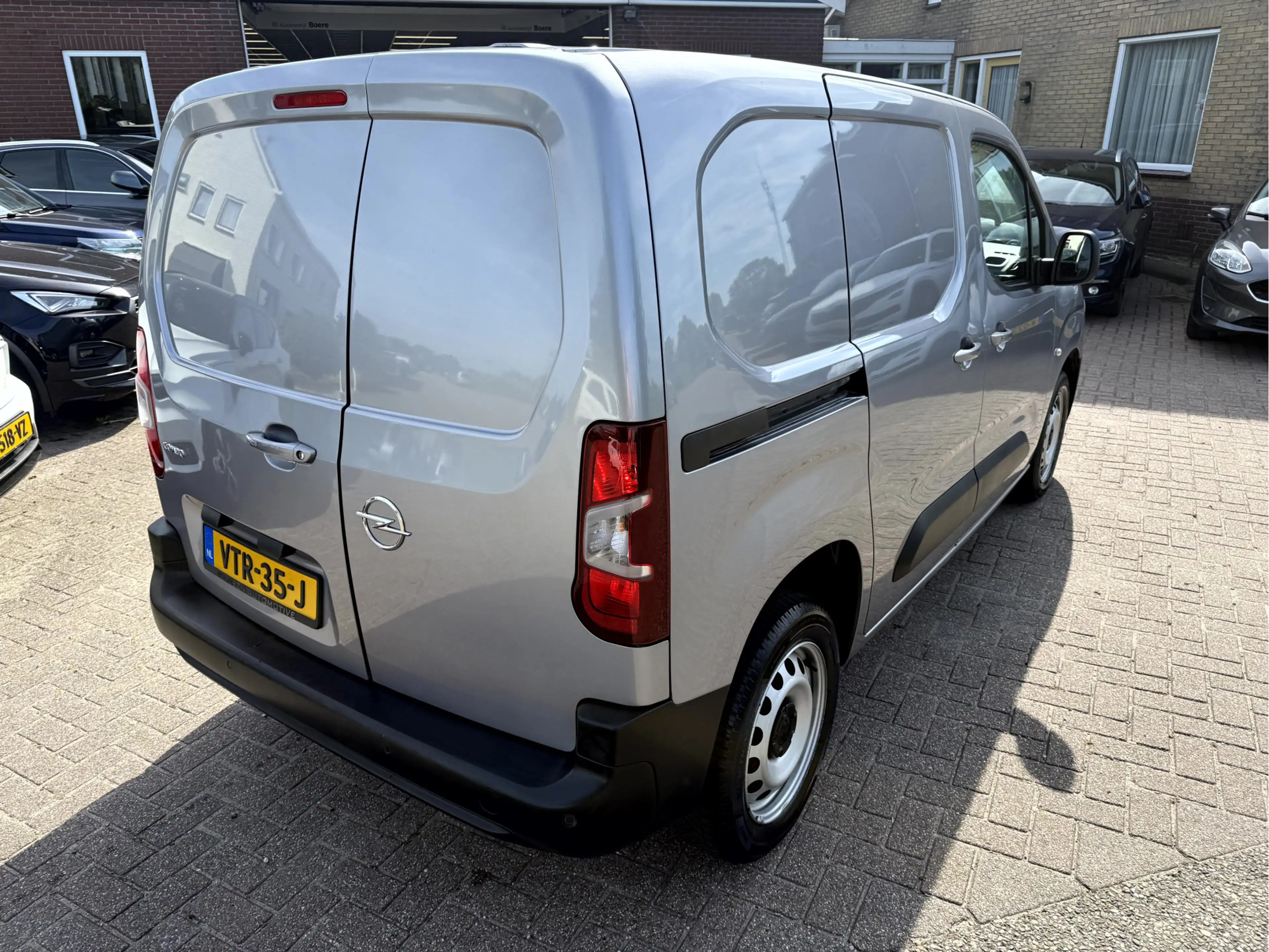 Opel Combo 1.5D 130pk Automaat Navi, App Connect — photo 17