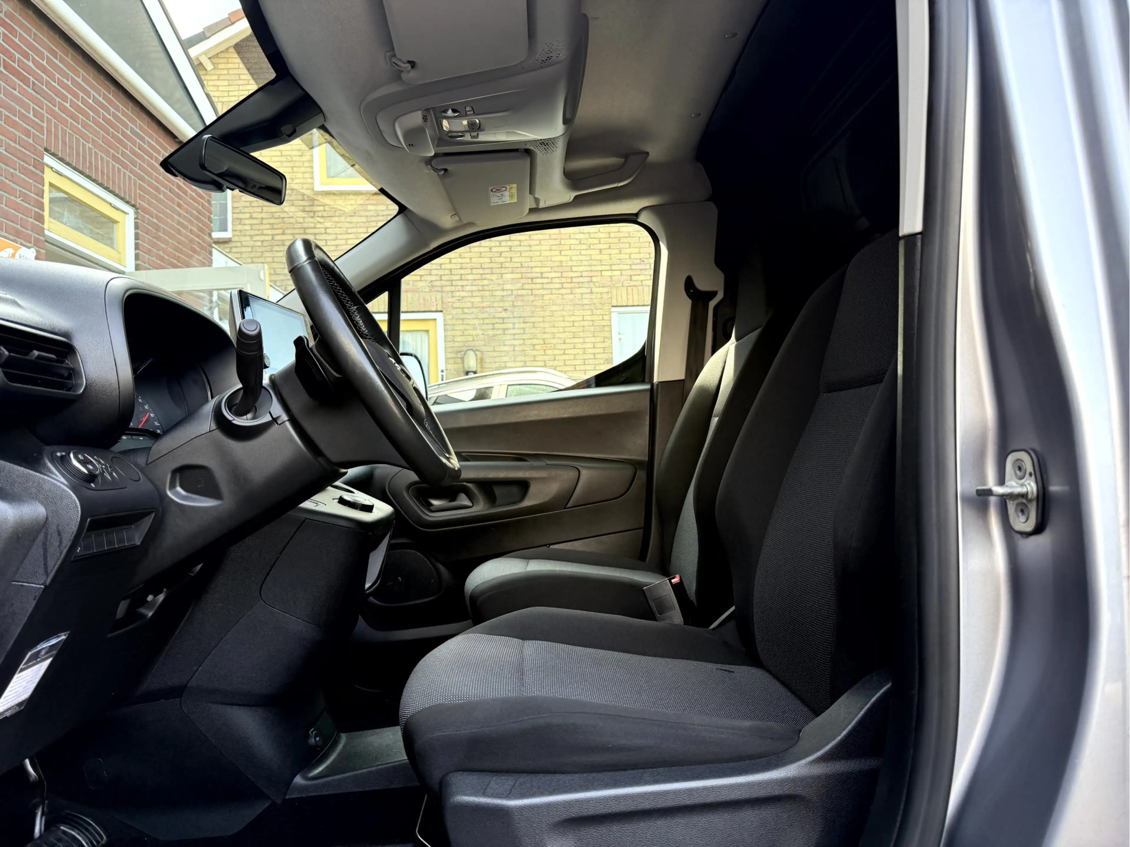 Opel Combo 1.5D 130pk Automaat Navi, App Connect — photo 4