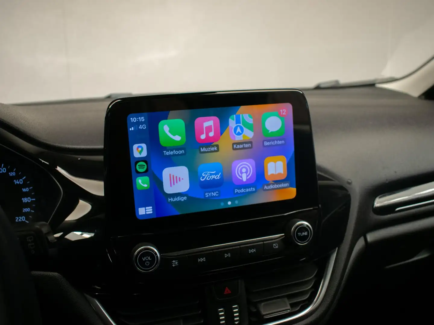 Ford Fiesta 1.1 Sport (APPLE CARPLAY,NAVI,LED,PDC,LANE ASSIST, Grigio - 2