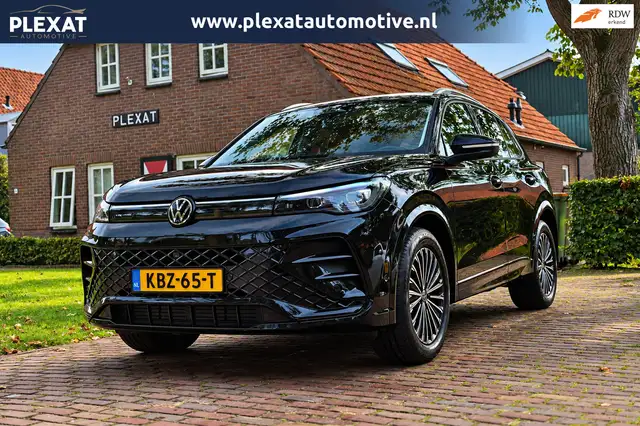 Volkswagen Tiguan 1.5 eTSI R Edition DSG. | R-Line | Massage Stoelen