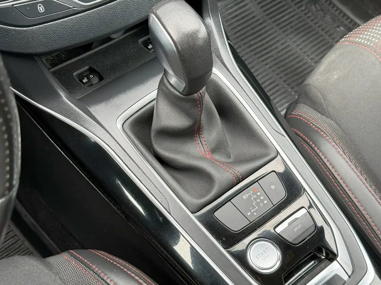 Peugeot 308 308 SW — photo 3