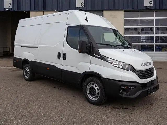 Iveco Daily Daily 35S16A8 - RS3520 mit AHK *Neues Modell*