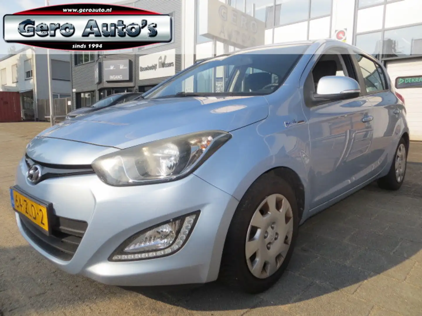 Hyundai i20 1.2i i-Motion nw type airco ,led ,elec pakket Azul - 1